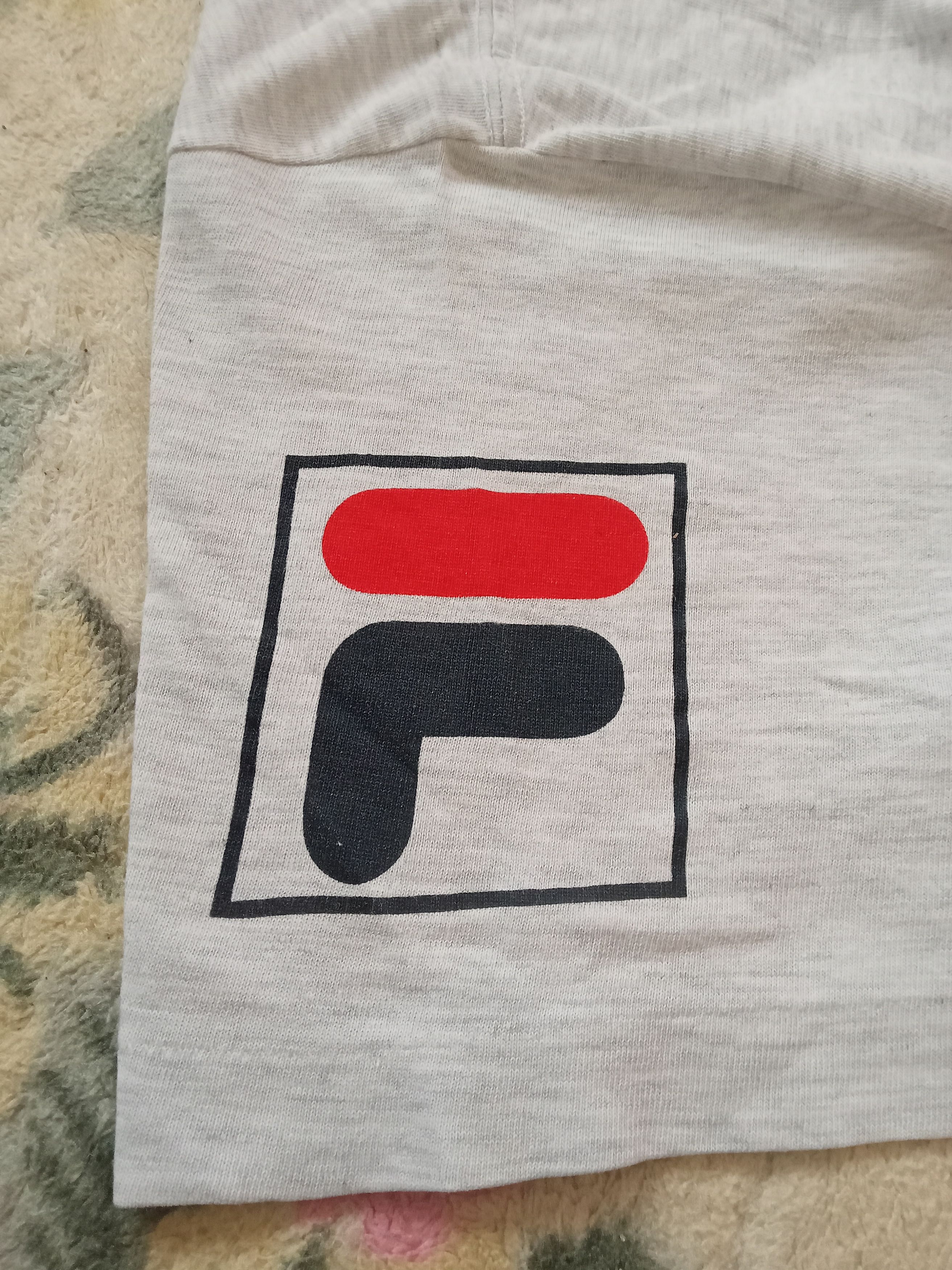 Fila Vintage 90s Fila Big Logo T Shirt Size US M / EU 48-50 / 2 - 5 Thumbnail