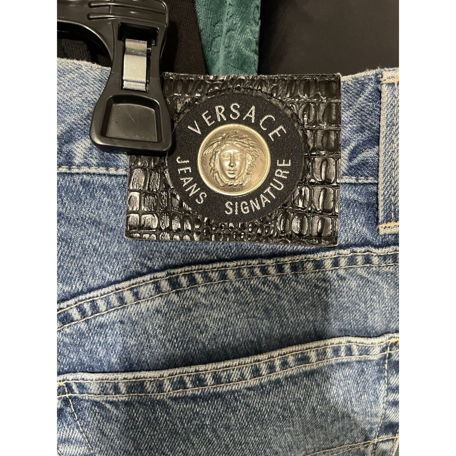 Versace Size 34- Mens Vintage 90’s Versace Jeans Blue Mint Condition Size US 34 / EU 50 - 6 Thumbnail