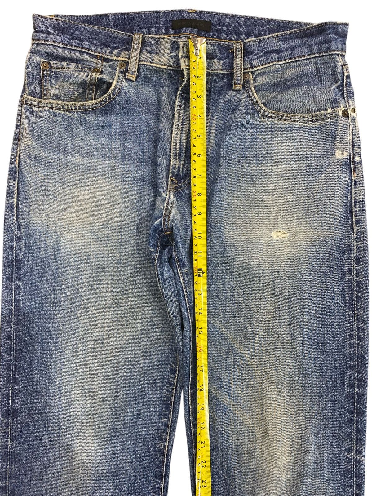 Uniqlo Uniqlo Grunge Faded Wash Style Loose Jeans Size US 31 - 7 Thumbnail