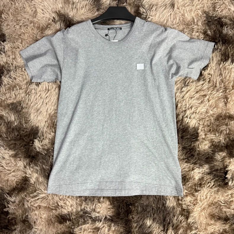 Acne Studios Acne Studios Gray Emoji Logo Embroidered Tee - dmc Size US S / EU 44-46 / 1 - 1 Thumbnail