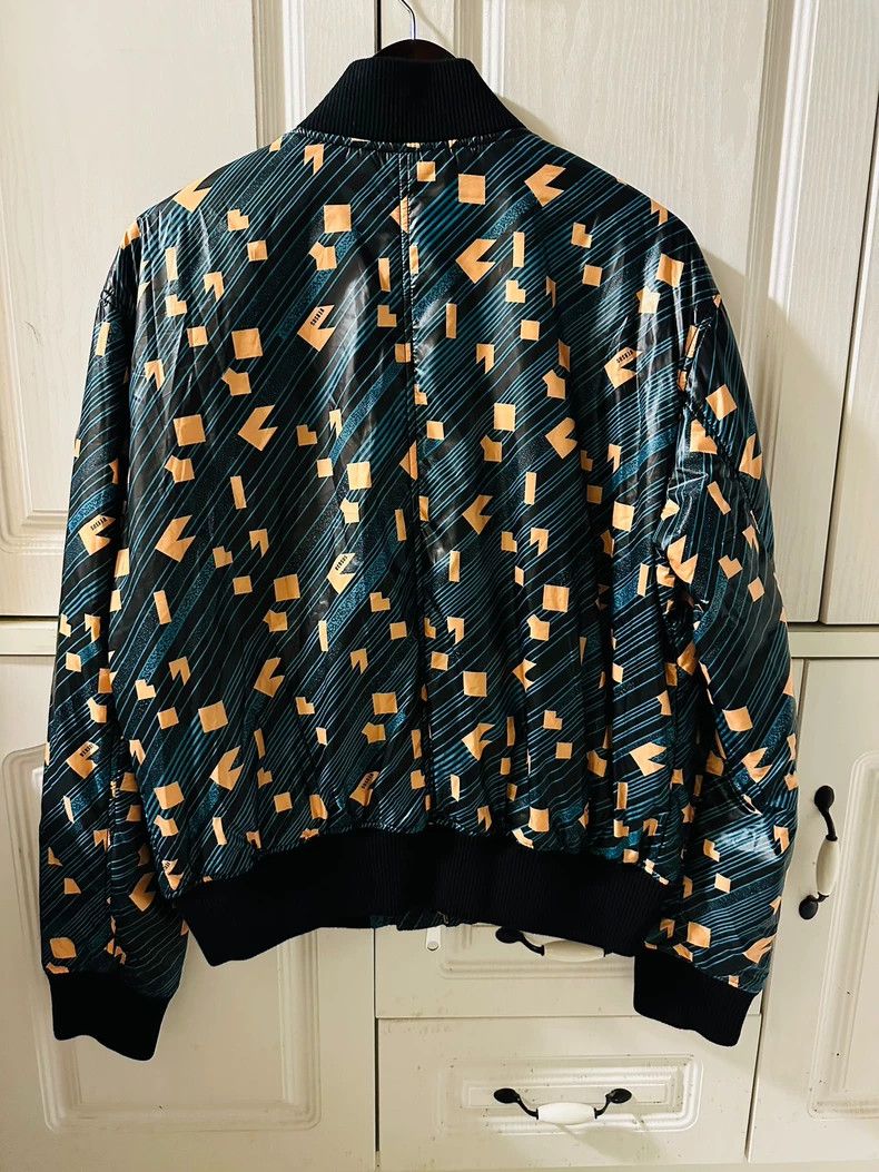 Versace Versace Geometric graphic padded jacket jacket Size US L / EU 52-54 / 3 - 2 Thumbnail