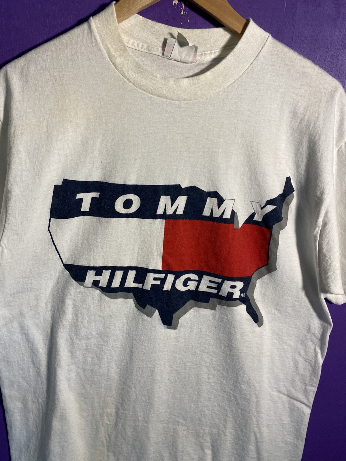 Tommy Hilfiger Vintage 90s Tommy Hilfiger USA t-shirt Size US L / EU 52-54 / 3 - 3 Thumbnail