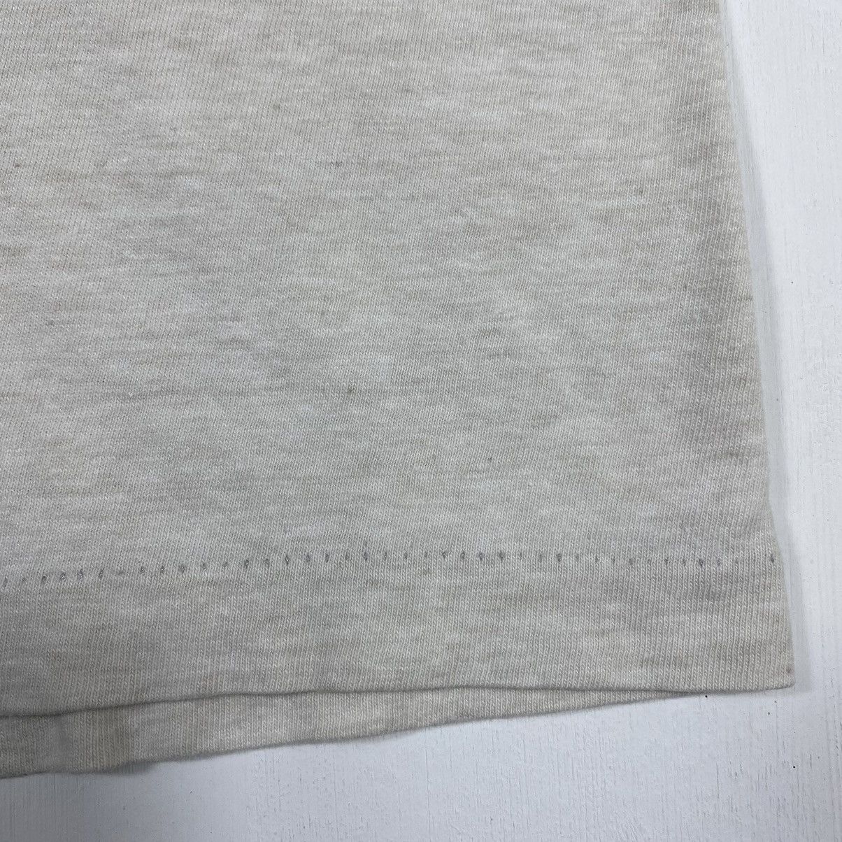 Banana Republic Vintage 90s BANANA REPUBLIC Lizard Graphic Tee Size US L / EU 52-54 / 3 - 6 Thumbnail