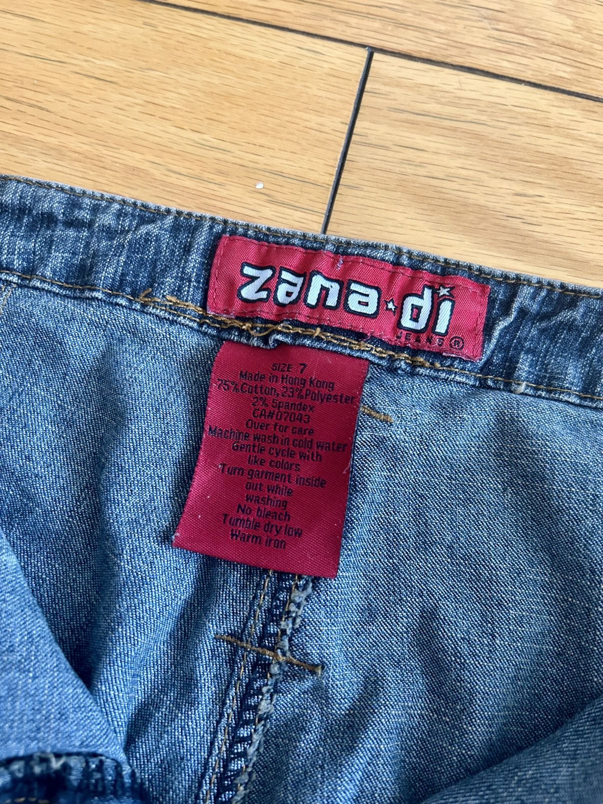 Other × Vintage Zana Di Y2K Low Rise Flare Jeans Size 27" / US 4 / IT 40 - 3 Thumbnail