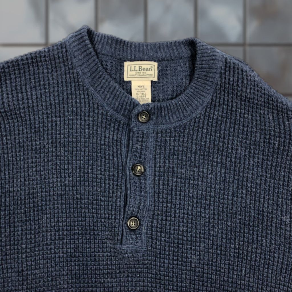 Vintage L.L.Bean Sweater Men XL-Tall Navy Blue Waffle Knit Cotton Wool Henley Pullover Size US XL / EU 56 / 4 - 1 Thumbnail