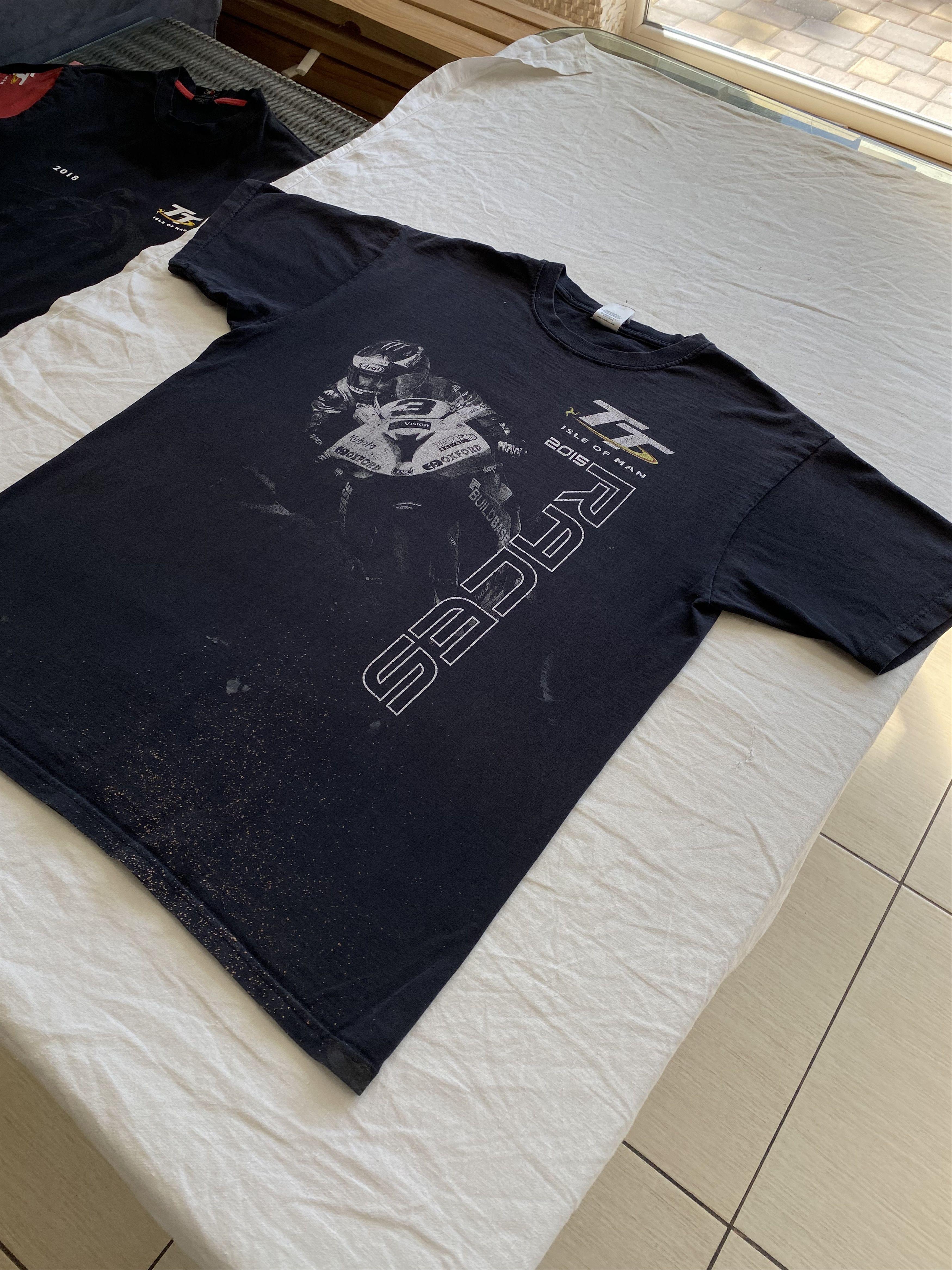 Vintage TT Isle Of Man Vintage 2015 Moto Racing T-shirt Size US L / EU 52-54 / 3 - 19 Thumbnail