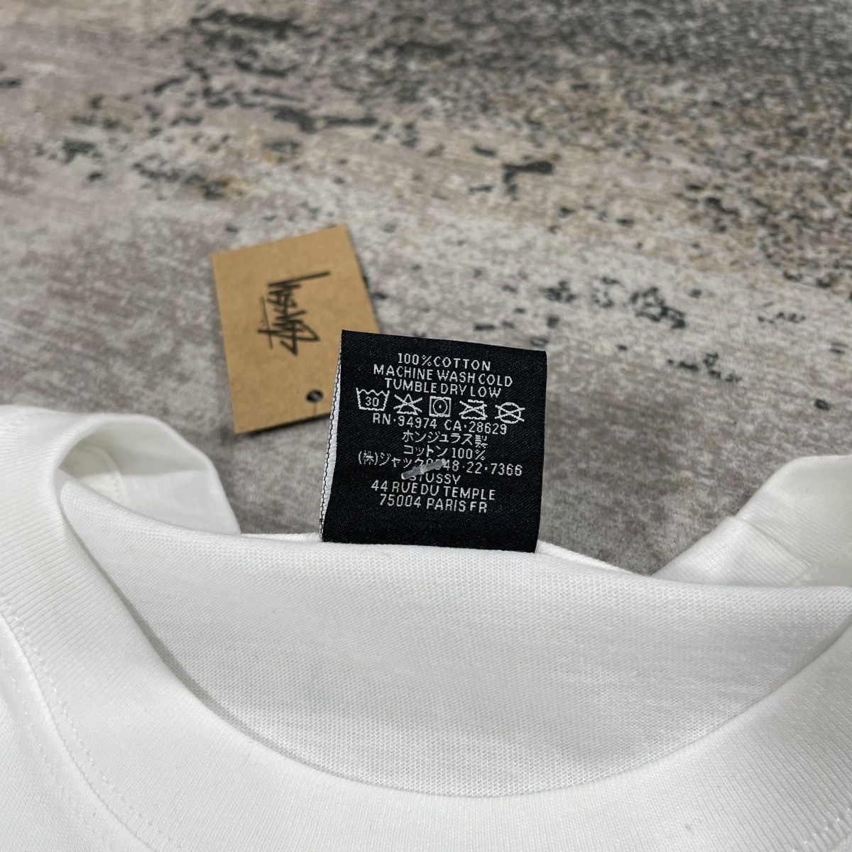Stussy STUSSY " SCORPION " TSHIRT IN WHITE Size US L / EU 52-54 / 3 - 6 Thumbnail