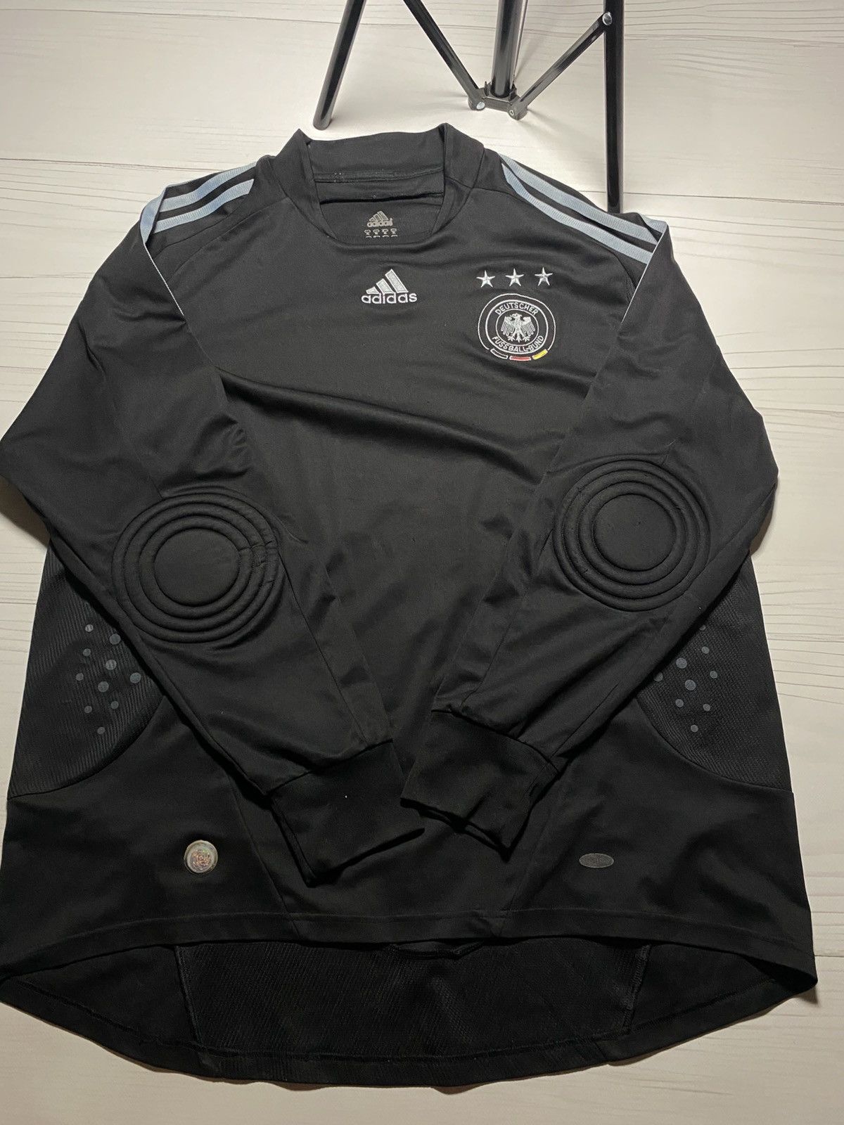 Adidas Vintage Adidas Germany 2008 goalkeeper longsleeve t shirt Size US XL / EU 56 / 4 - 16 Thumbnail