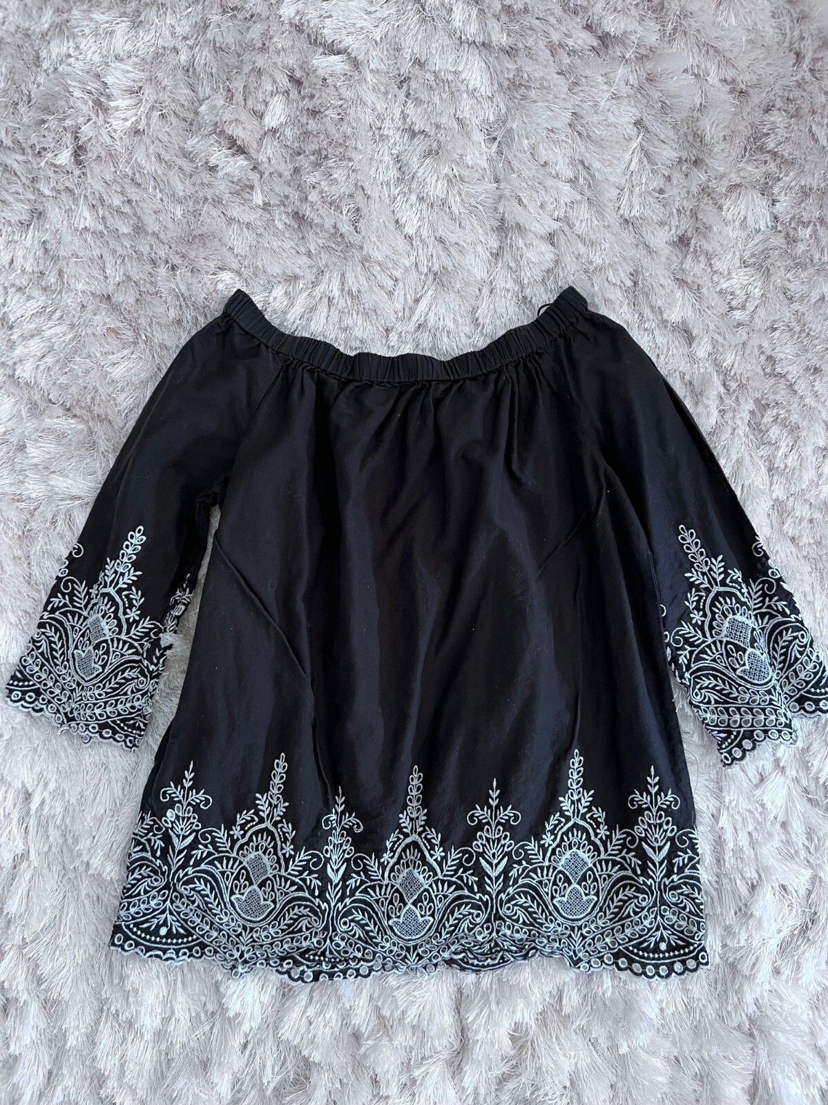 Zara Zara Embroidered Off Shoulder Blouse Black White ( S ) Size S / US 4 / IT 40 - 3 Thumbnail