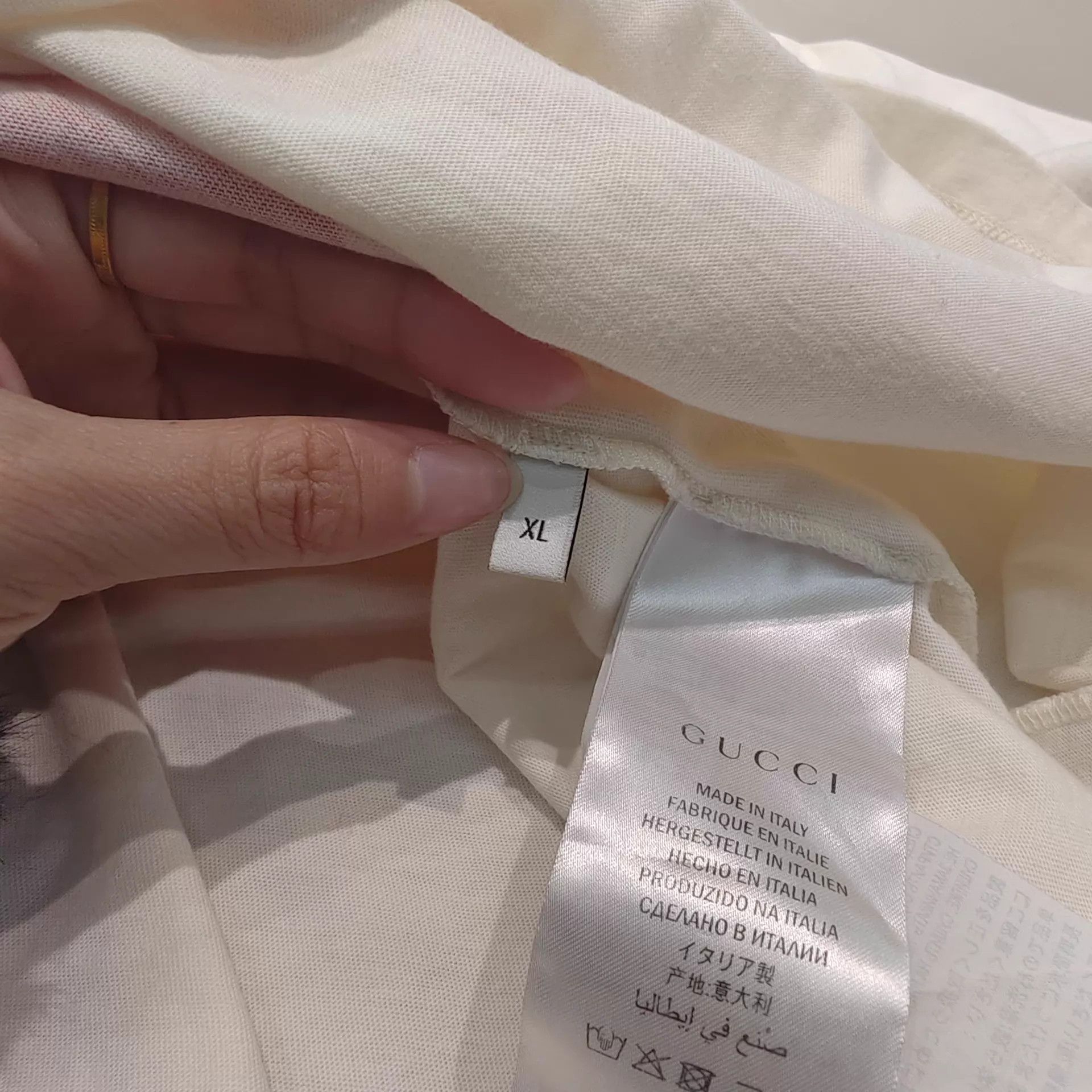 Gucci Gucci Men's XL Short Sleeve Tee Size US XL / EU 56 / 4 - 6 Thumbnail