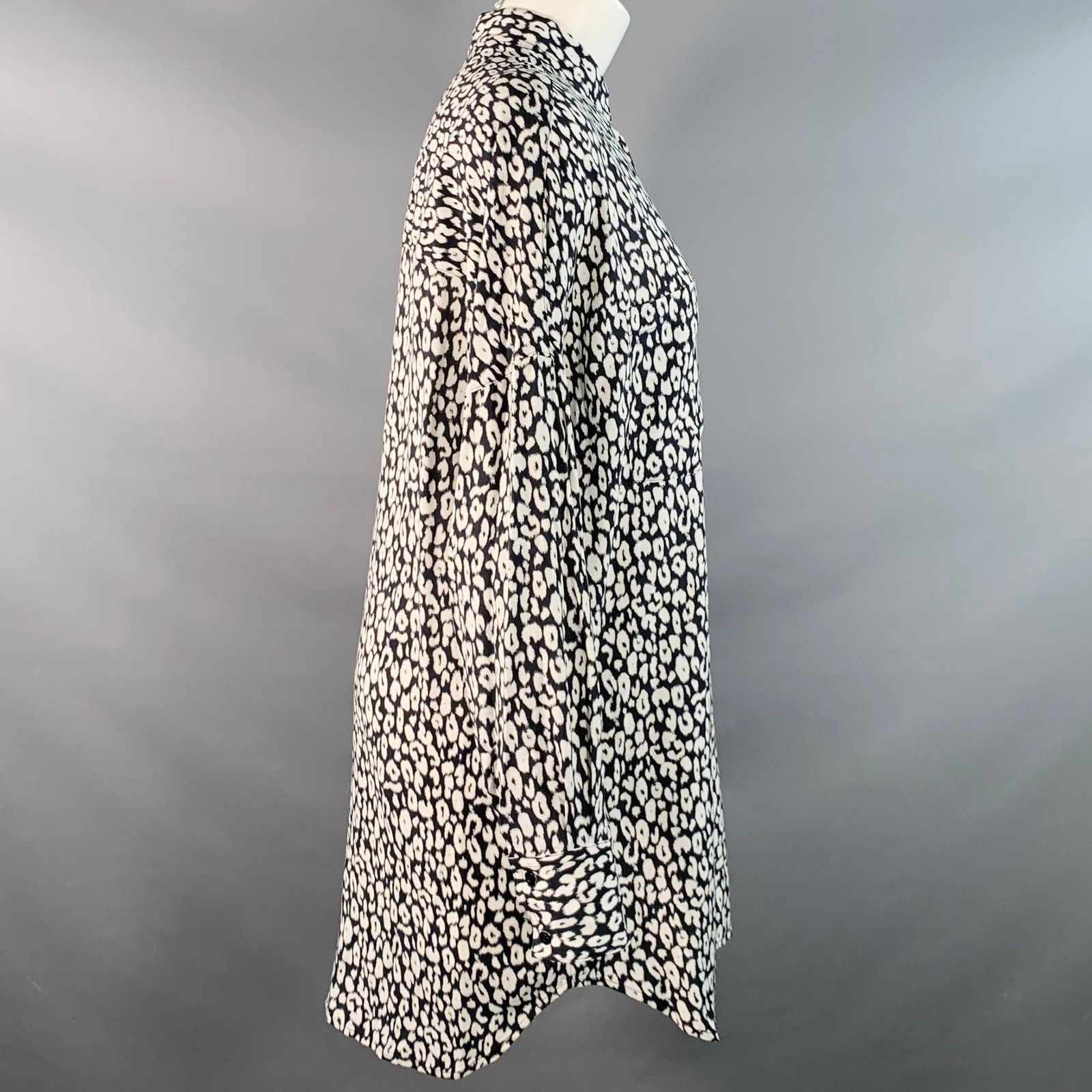 Iro IRO Size 4 Black White Rayon Animal Print Two Pockets Shirt Size XS / US 0-2 / IT 36-38 - 3 Thumbnail