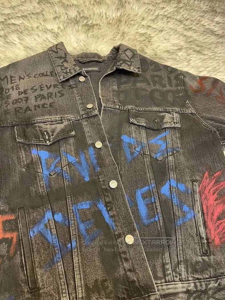 Balenciaga Balenciaga Graffiti Denim Jacket. Size US XL / EU 56 / 4 - 2 Thumbnail