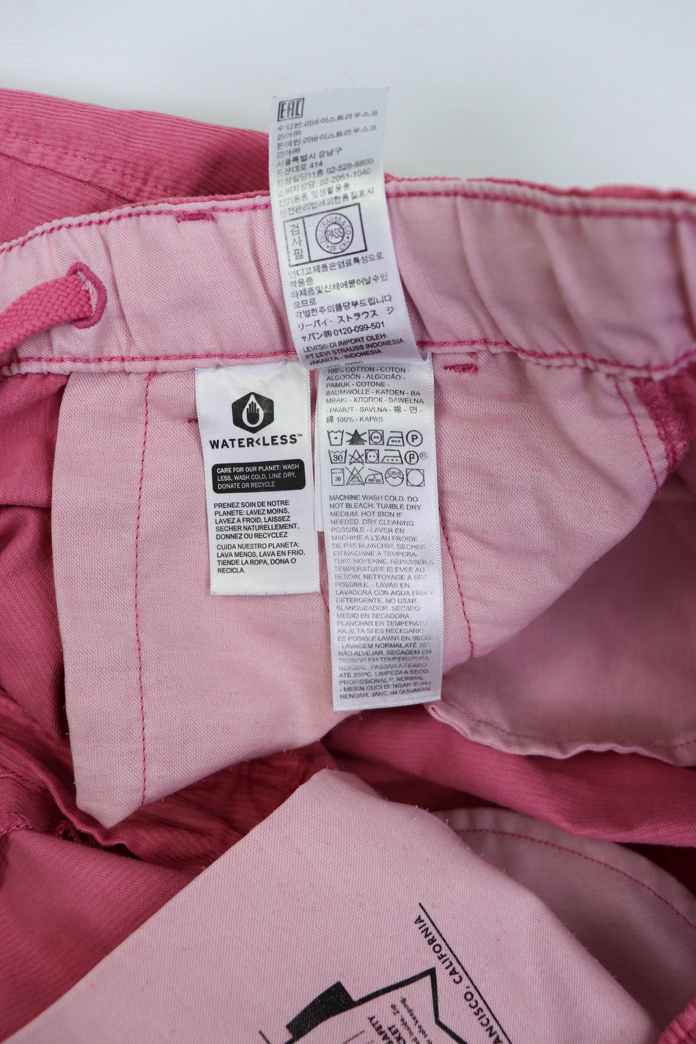 Levi's LEVI'S XX Chino EZ Pink Corduroy Chino Shorts Size US 32 / EU 48 - 10 Thumbnail