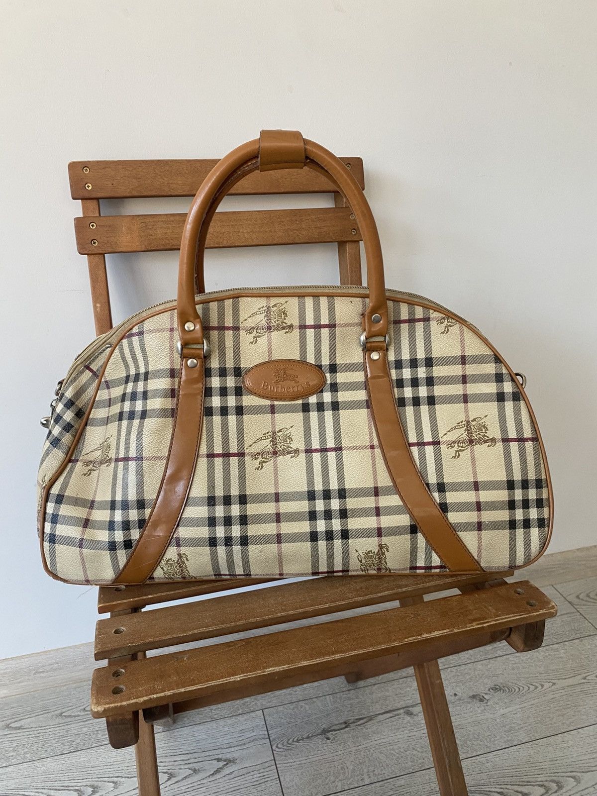 Burberry Vintage Burberry Handle Bag Size ONE SIZE - 1 Thumbnail
