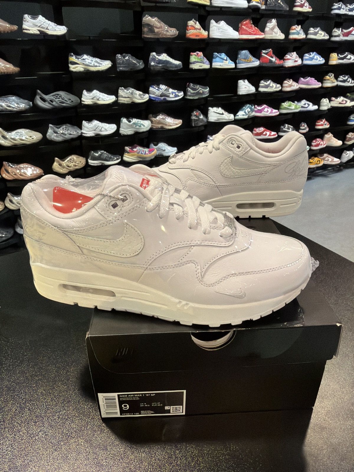 Nike Air Max 87 Triple White Size-9 Brand New