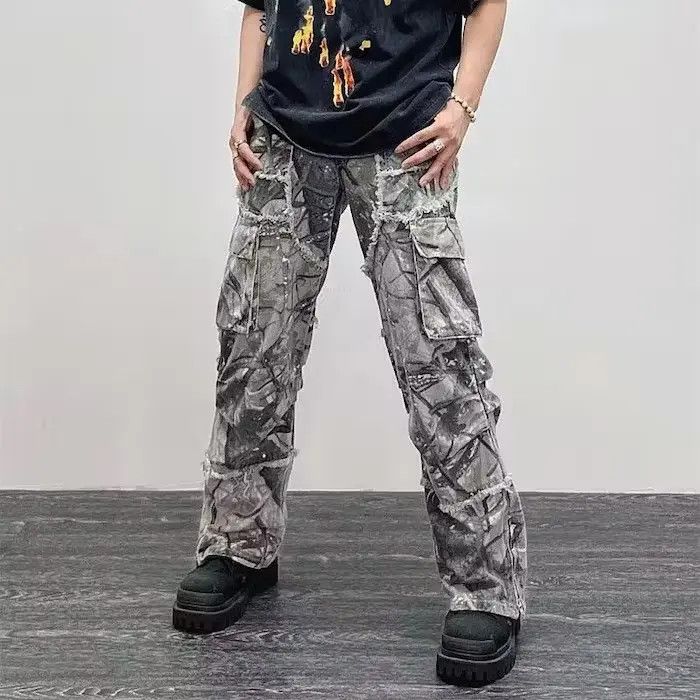 Japanese Brand × Vintage Camouflage Y2K Fashion Baggy Jeans Cargo Pants Size US 30 / EU 46 - 1 Thumbnail