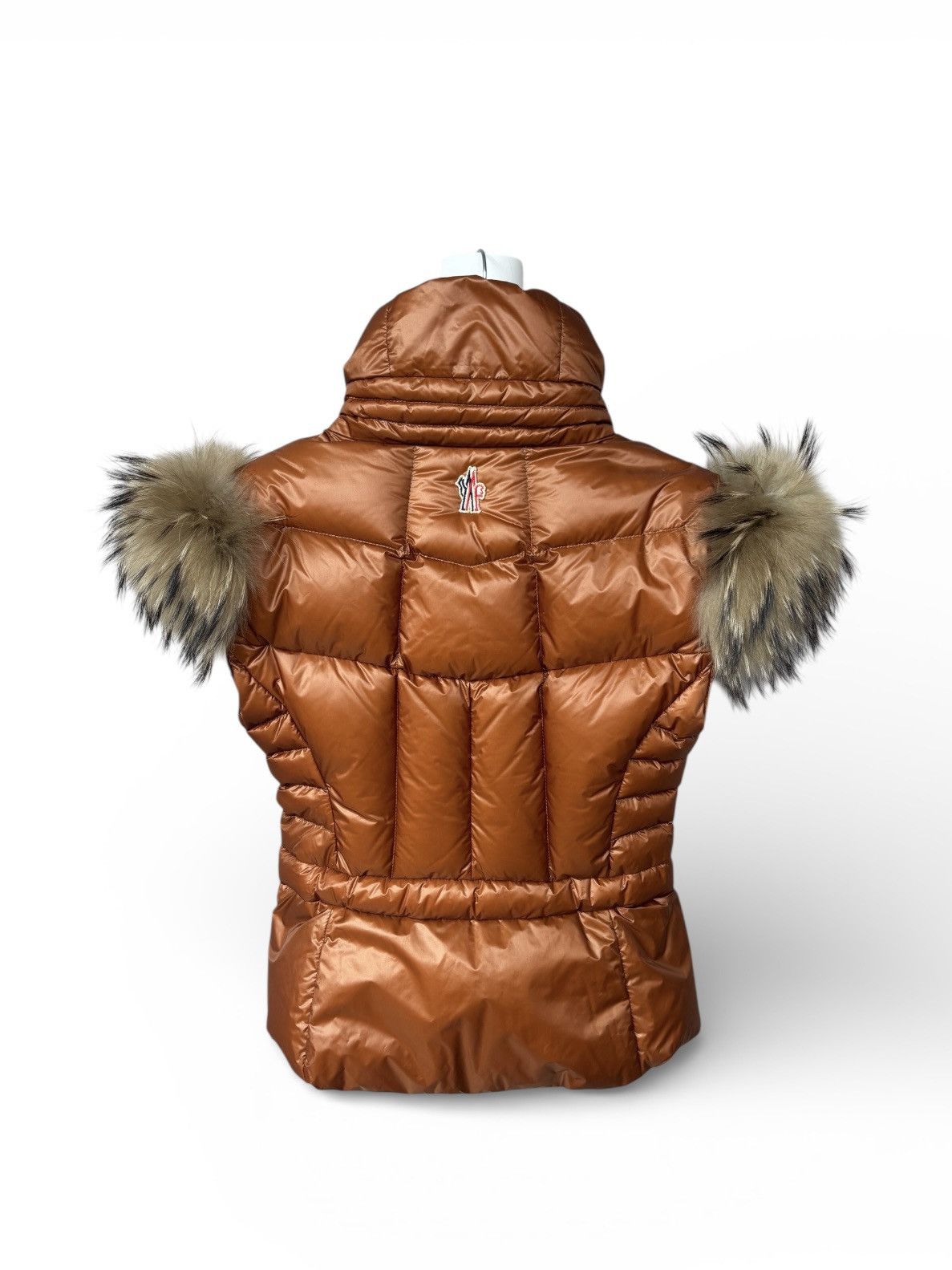 Moncler Moncler Grenobe Fur Puffer Vest Size XS / US 0-2 / IT 36-38 - 2 Thumbnail
