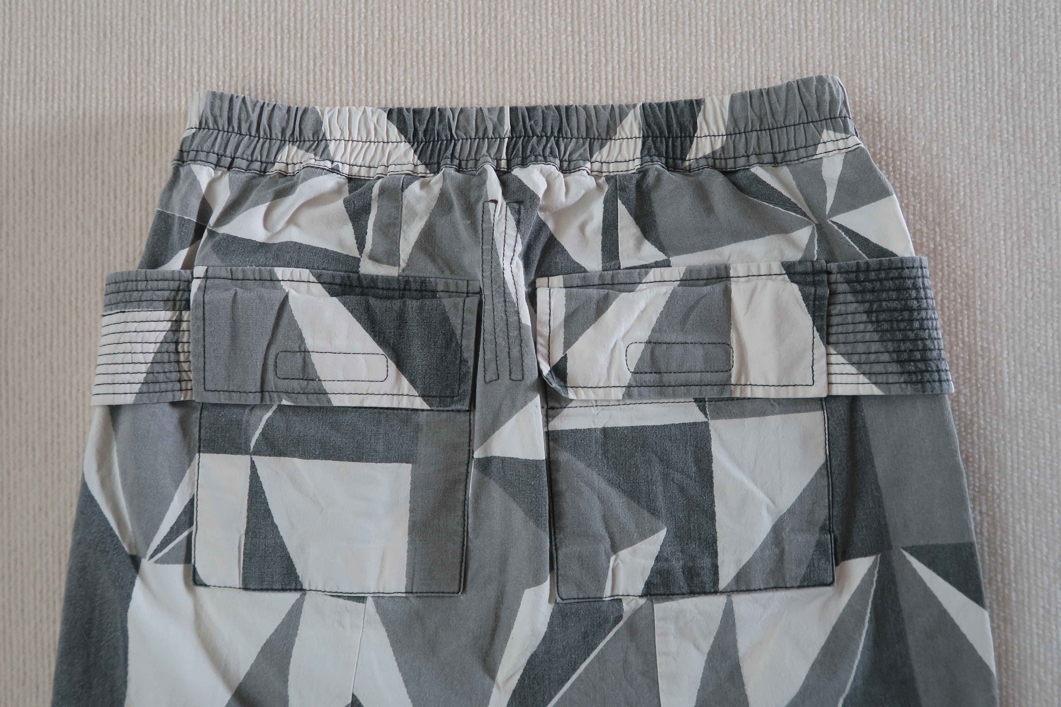 Rick Owens Drkshdw Rick Owens Drkshdw Geometric Creatch Pod Shorts Size US 34 / EU 50 - 6 Thumbnail