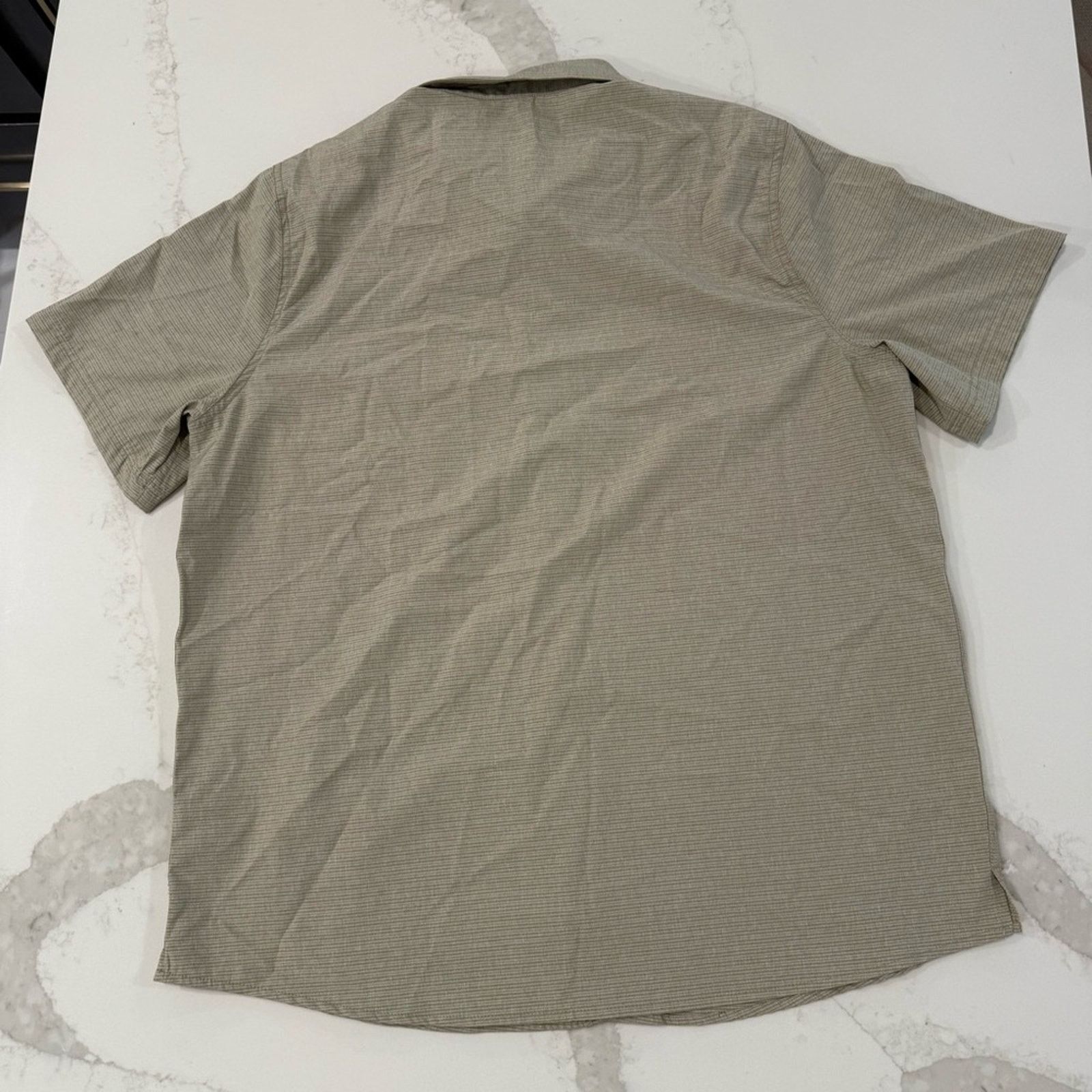 Avalanche Avalanche Casual ShortSleeve ButtonUp Mens XL Beige Outdoors Size US XL / EU 56 / 4 - 5 Thumbnail