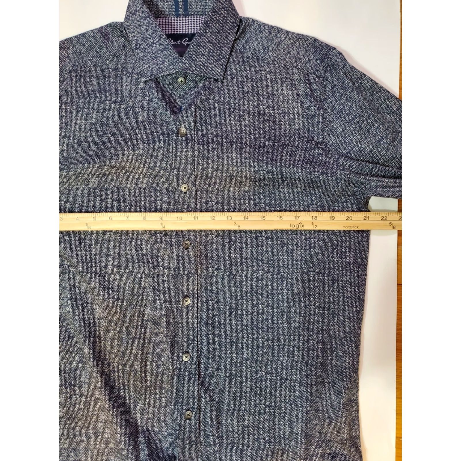 Robert Graham Robert Graham Shirt Mens L Modern Americana Tailored Fit Cotton Spandex Button-Up Collared Stone Wash Blue 42in Chest Slim Vintage No N/A Size US L / EU 52-54 / 3 - 7 Thumbnail