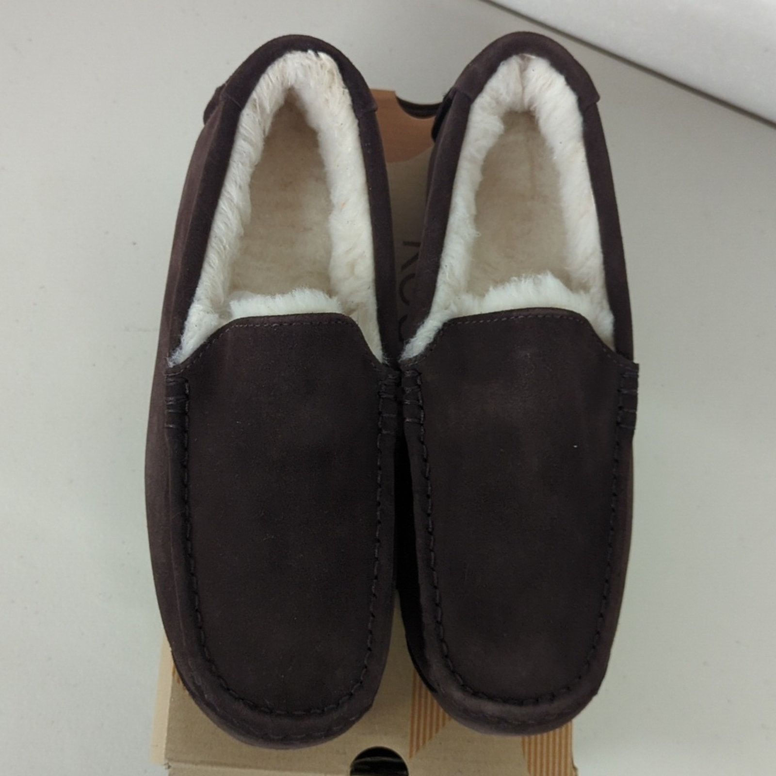 Koolaburra New w/box Kookaburra UGG sz9 suede Tipton brown loafers mens Size US 9 / EU 42 - 2 Thumbnail