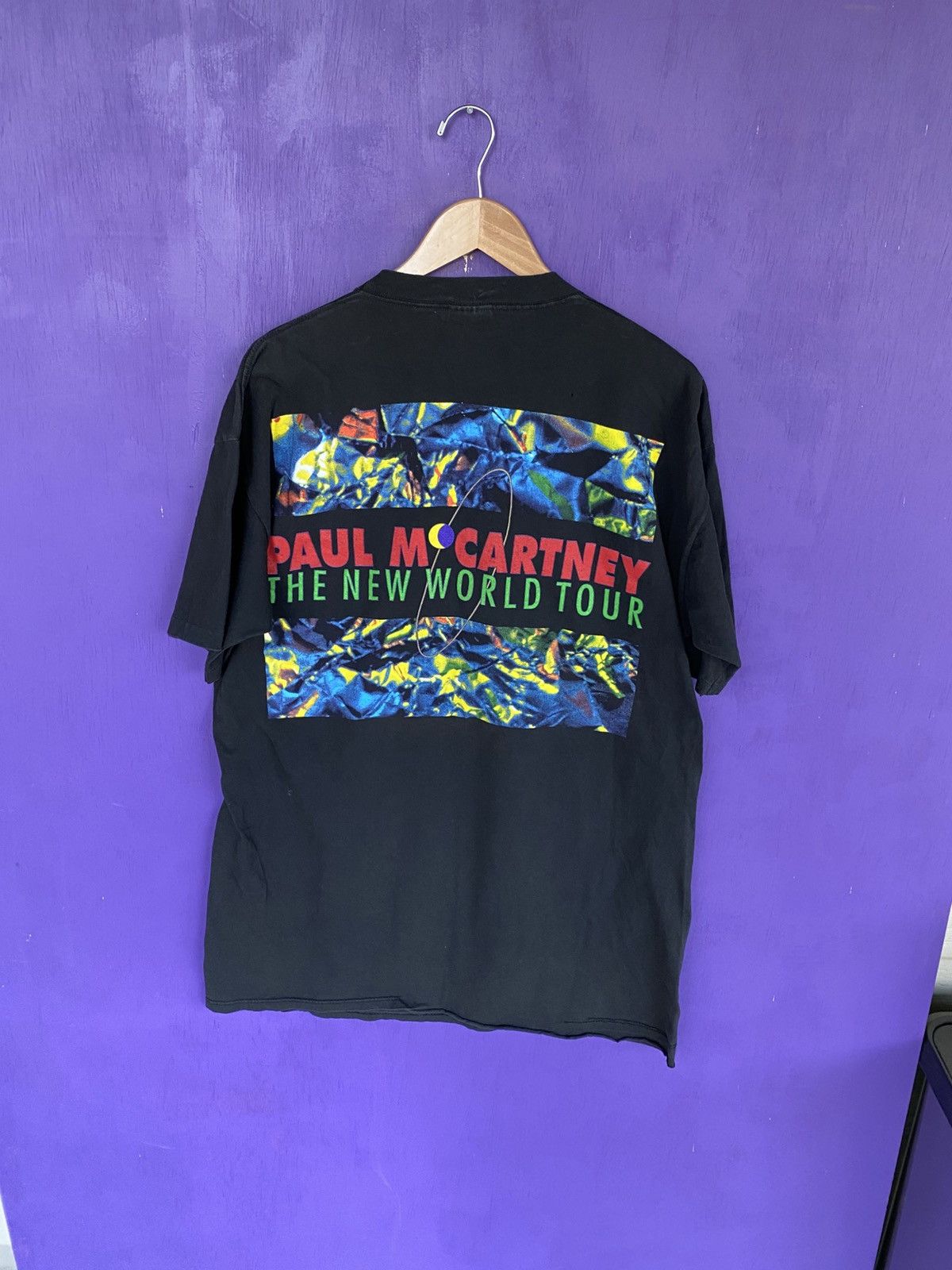 Band Tees Vintage 1993 Paul McCartney new world tour tee Size US XL / EU 56 / 4 - 2 Thumbnail