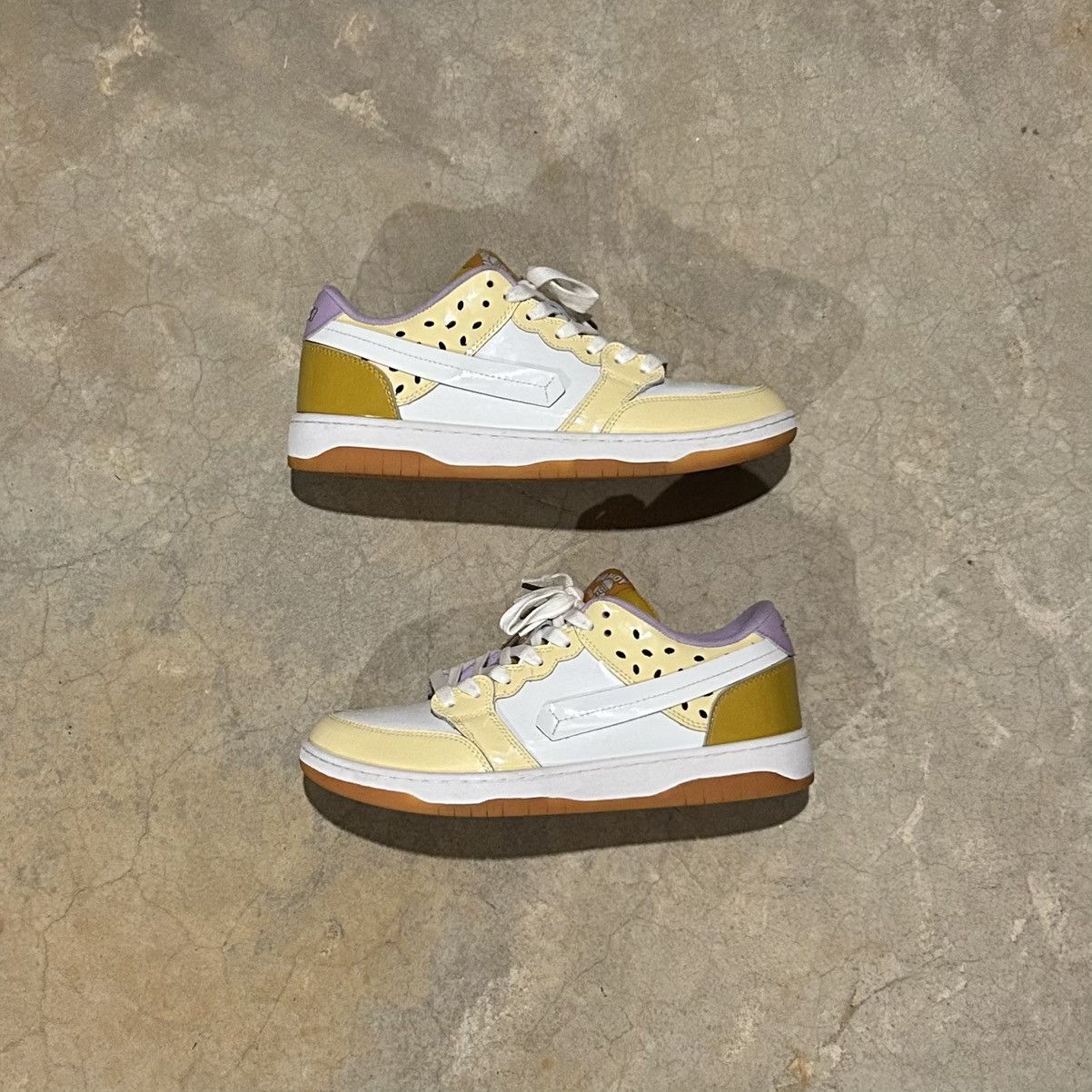 Vandy The Pink Vandy the Pink Rice Burger Dunk Sneakers 2021 US 11 Size US 11 / EU 44 - 4 Thumbnail