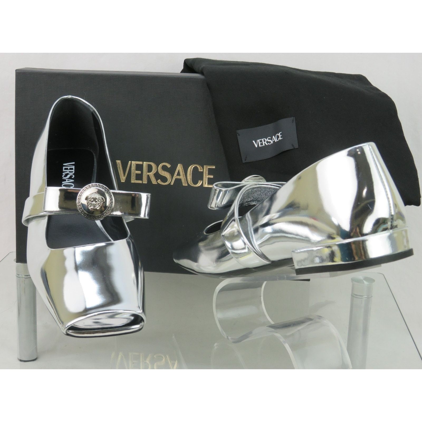 Versace VERSACE SILVER LEATHER COIN MEDUSA HEAD BOW FLATS 40 10 Size US 10 / IT 40 - 8 Thumbnail