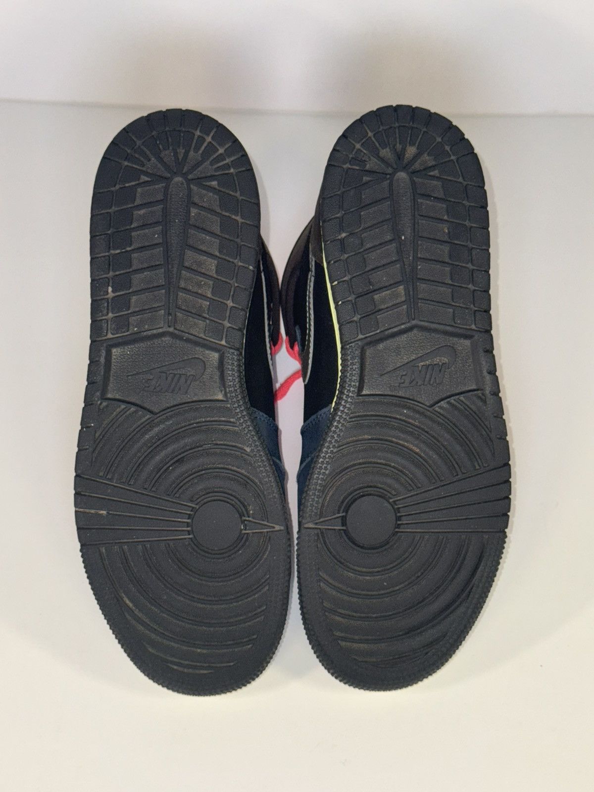 Jordan Brand × Nike Y6.5 Nike Air Jordan 1 Retro High OG Tokyo Bio Hack GS Size US 6 / EU 39 - 6 Thumbnail