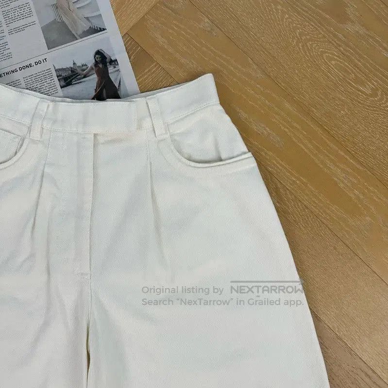 Fendi Fendi Women's White Shorts Size S . Size 23" - 3 Thumbnail