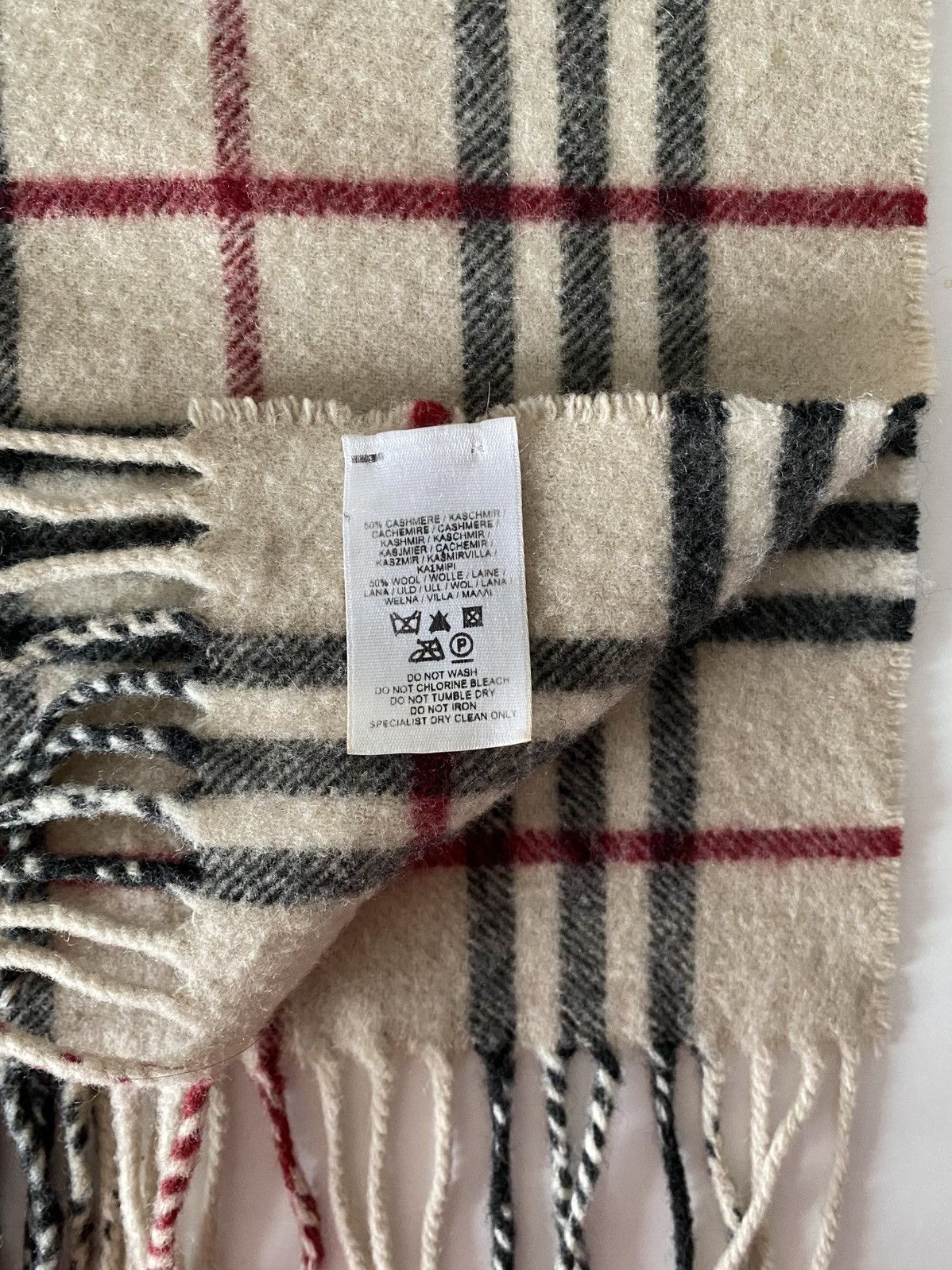 Burberry Burberry Wool/Cashmere Checked Beige Scarf Size ONE SIZE - 7 Thumbnail