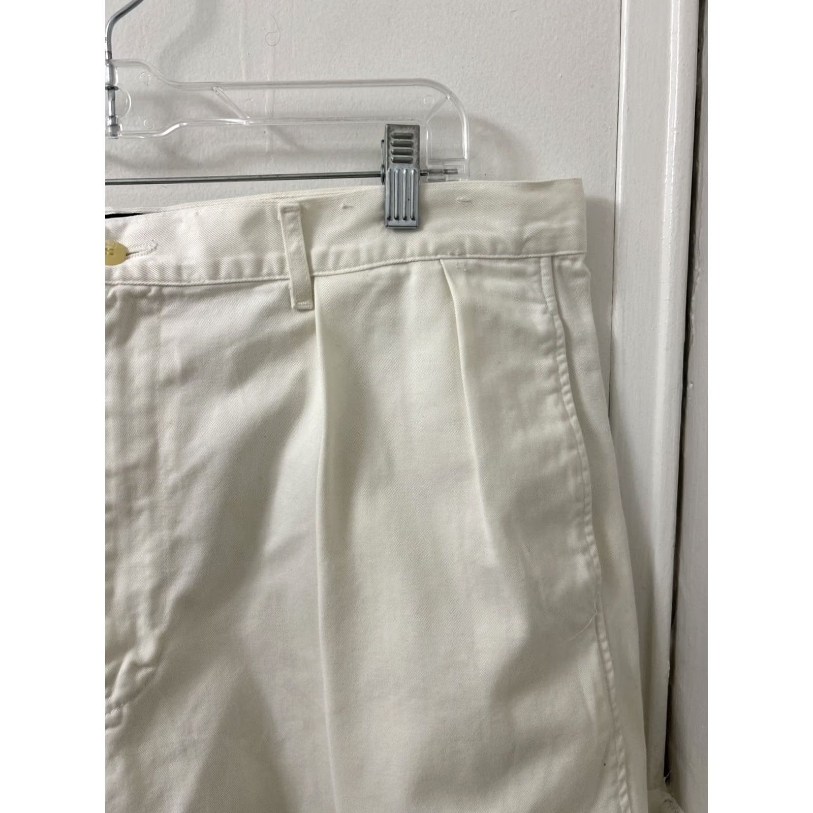 Polo Ralph Lauren VINTAGE Polo Ralph Lauren Shorts White Chino Pleated 9” Made In USA Mens 39 Size US L / EU 52-54 / 3 - 4 Thumbnail