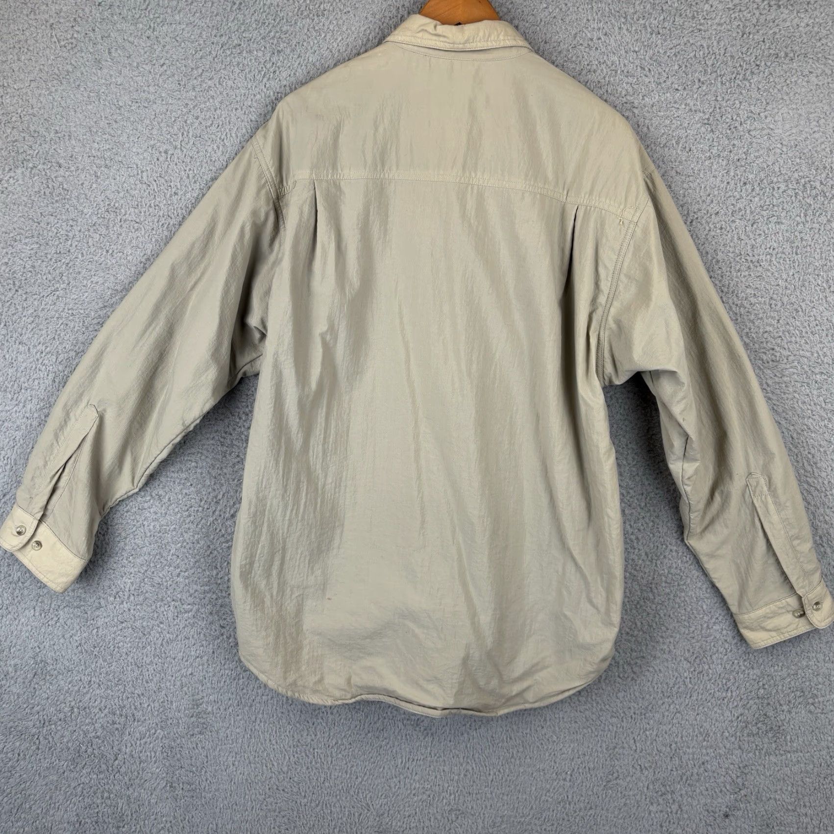 Vintage VINTAGE Columbia Shooting Shirt Mens Large Beige Nylon Lined Hunting Shoulder Patch Shirt Size US L / EU 52-54 / 3 - 4 Thumbnail