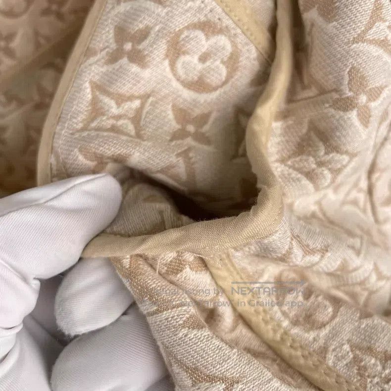 Louis Vuitton Louis Vuitton 26 SS Beige 3D Printed Denim Jacket Size XS / US 0-2 / IT 36-38 - 4 Thumbnail