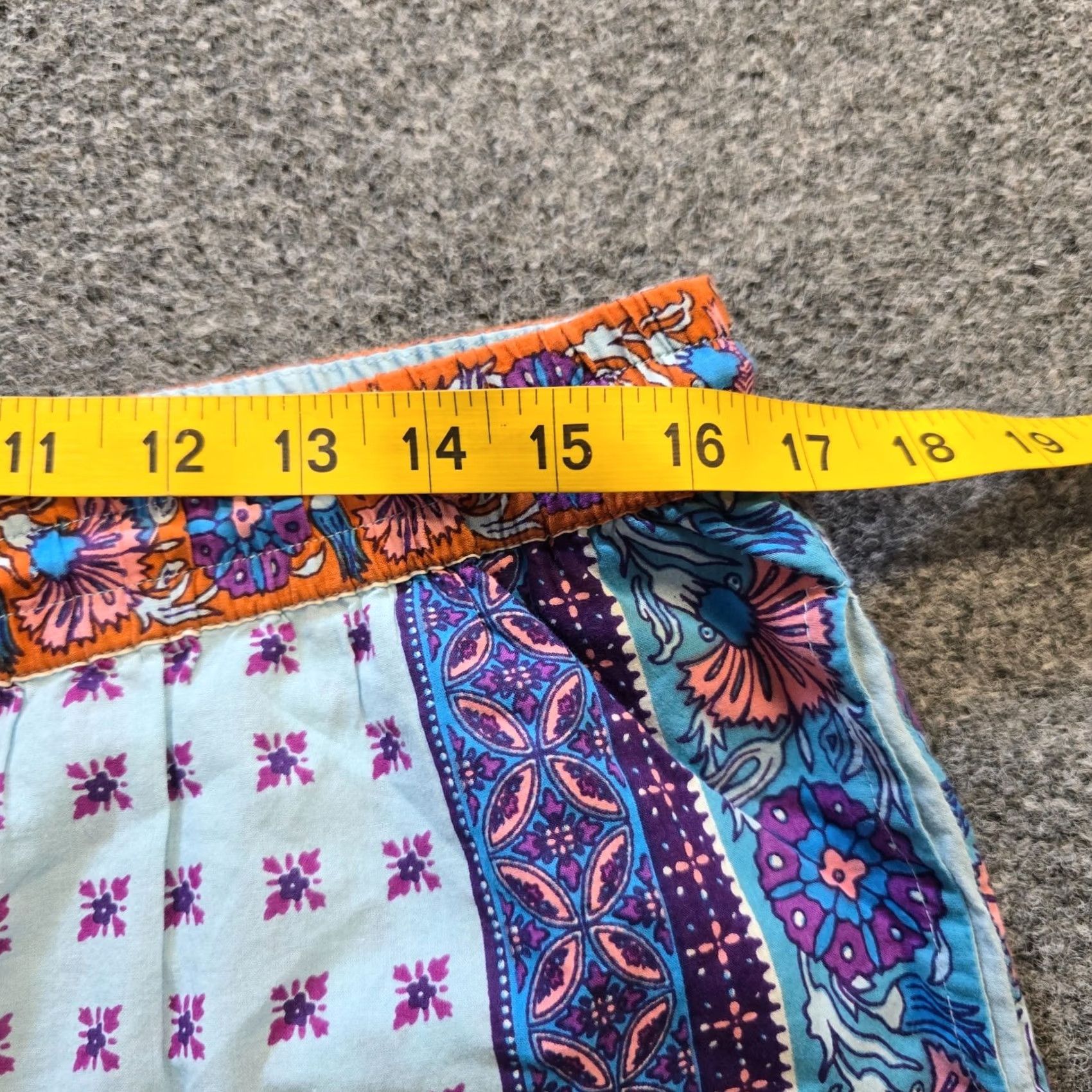 Vintage Sundance Shorts Womens Medium Blue Kalini Floral Bandana 5 Inch Boho Casual Shorts Shirt Dress Size 32" / US 10 / IT 46 - 5 Thumbnail