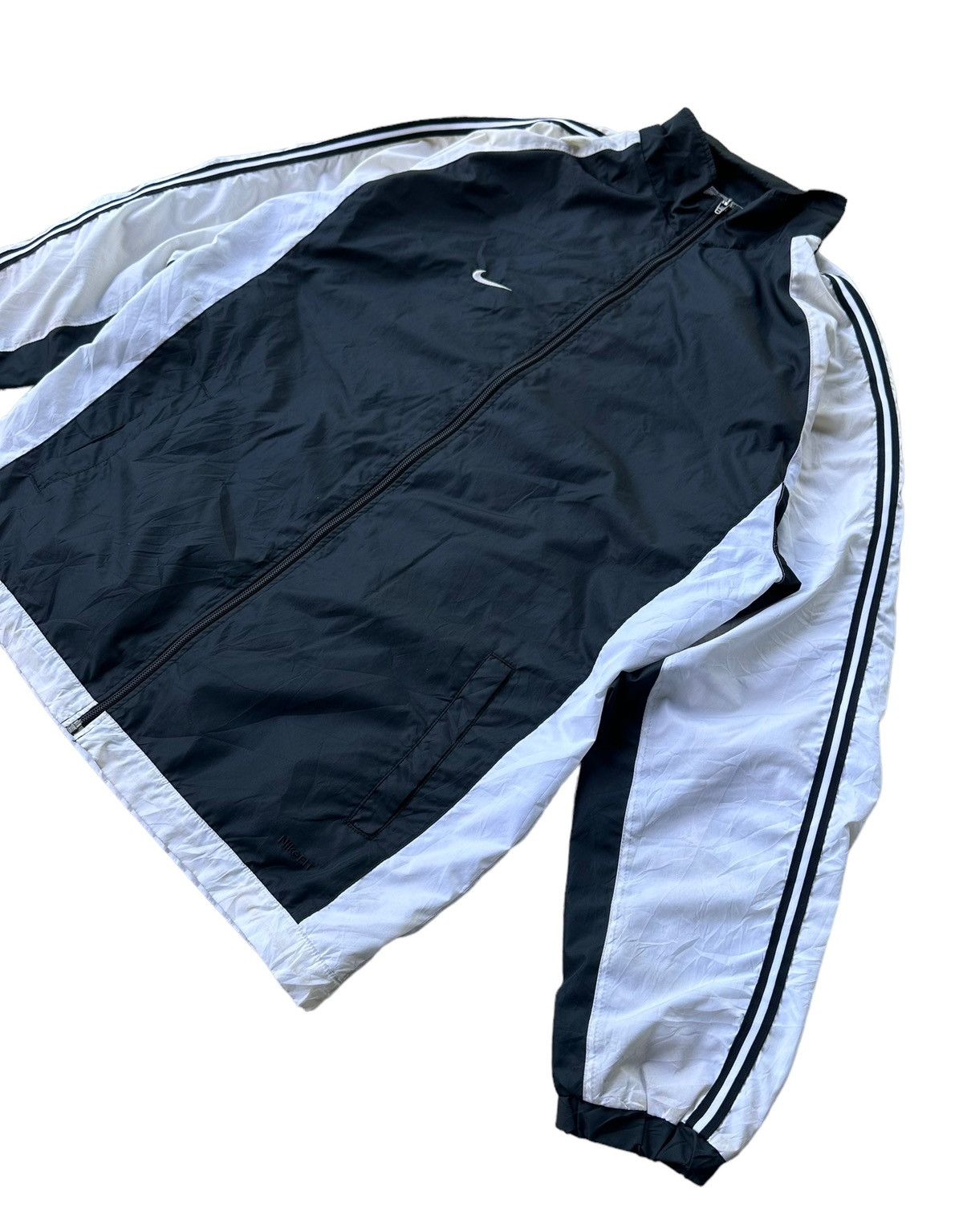 Nike Nike zipper jacket Size US L / EU 52-54 / 3 - 4 Thumbnail