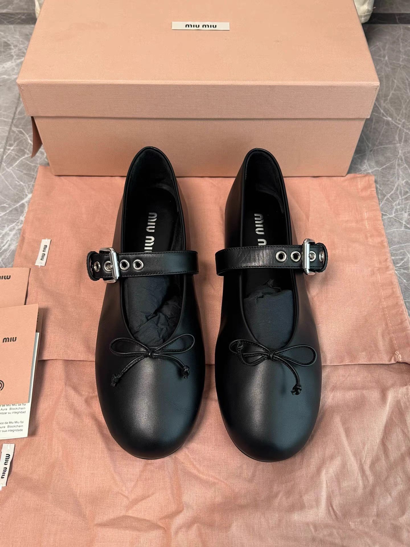 Miu Miu MiuMiu Bow Ballet Flats K6 Size US 9 / IT 39 - 2 Thumbnail