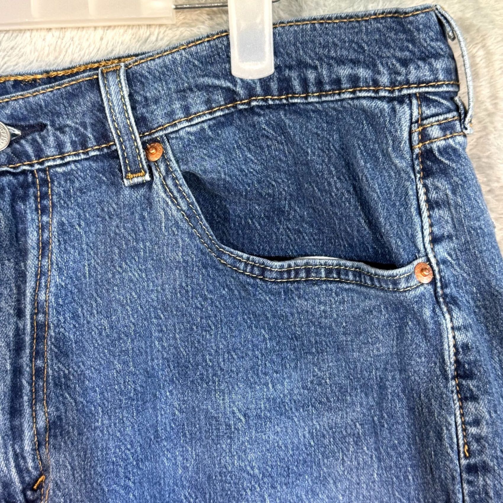 Levi's Levi’s 505 Jeans Men Straight Leg Blue Denim Mid-Rise 36 x 34 Regular Modern Classic Vintage No Size US 36 / EU 52 - 4 Thumbnail