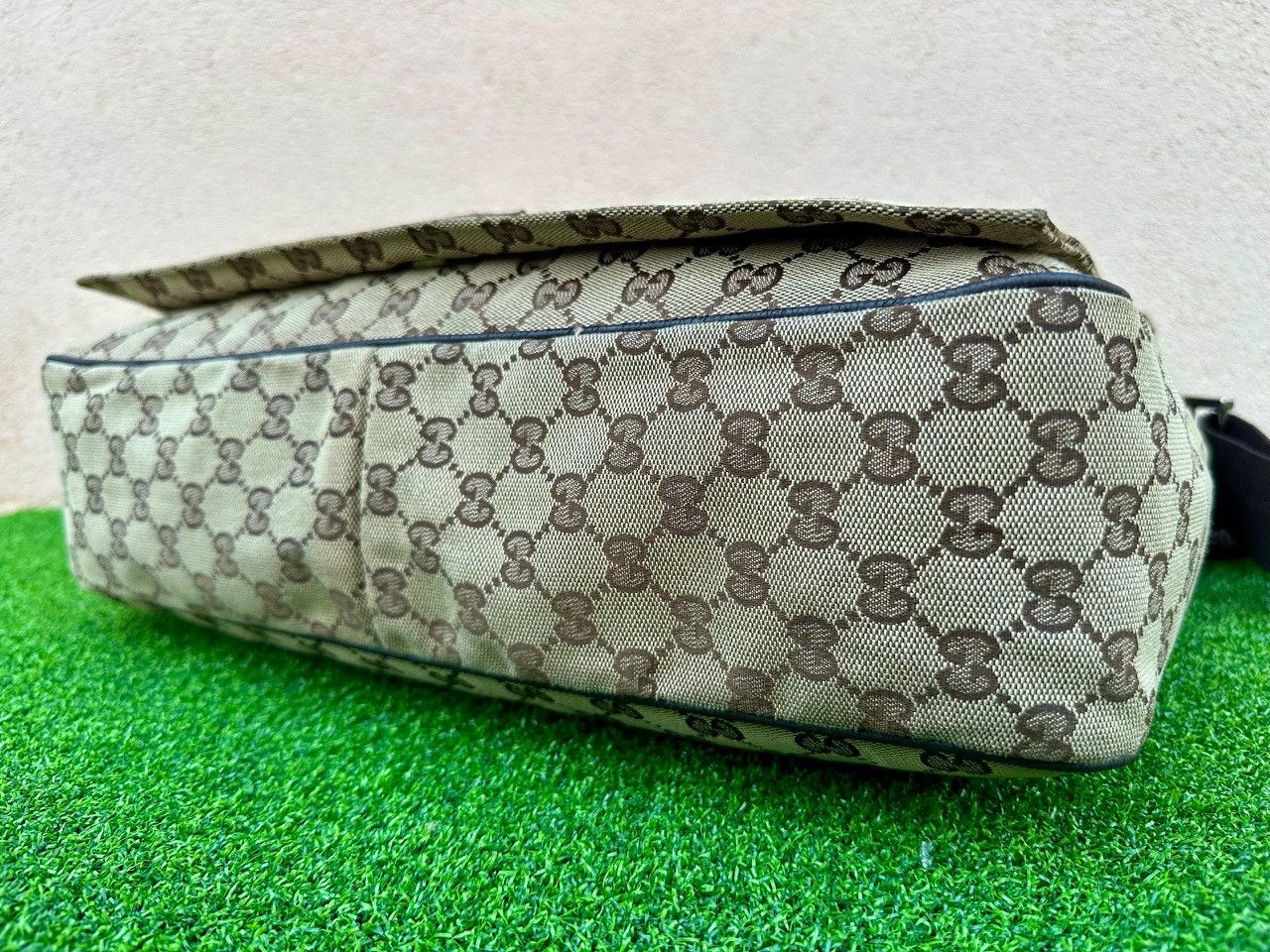 Gucci Authentic Gucci GG Monogram Large Flap Messenger Bag Size ONE SIZE - 5 Thumbnail