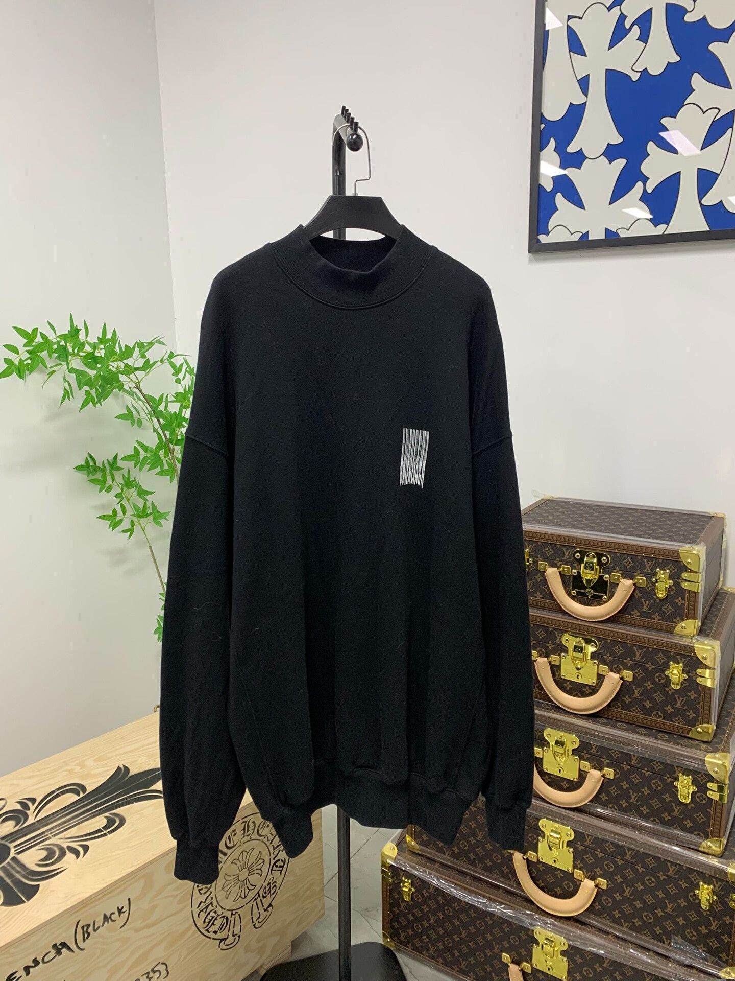 Balenciaga Balenciaga Barcode Print Sweatshirt S Size US S / EU 44-46 / 1 - 1 Thumbnail