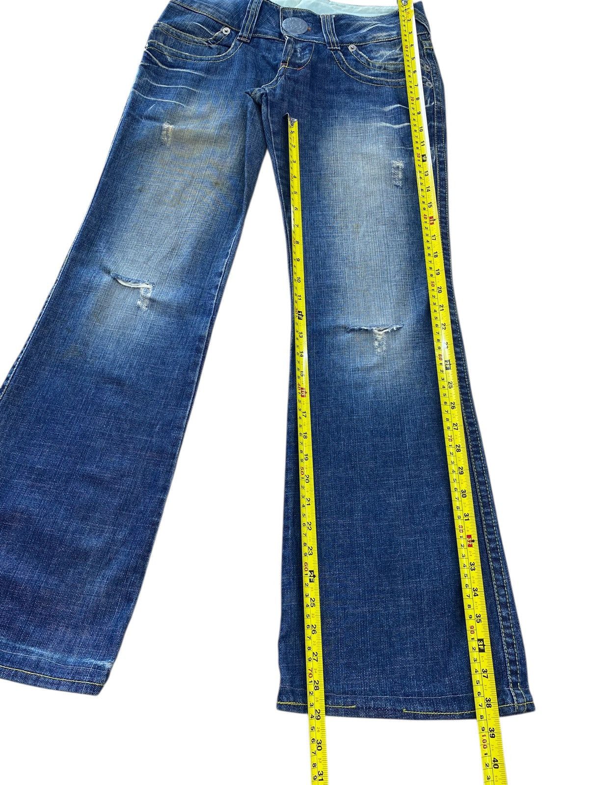 Japanese Brand Japanese Brand Light Wash Whiskered Style Boot Cut Jeans Size US 30 / EU 46 - 8 Thumbnail