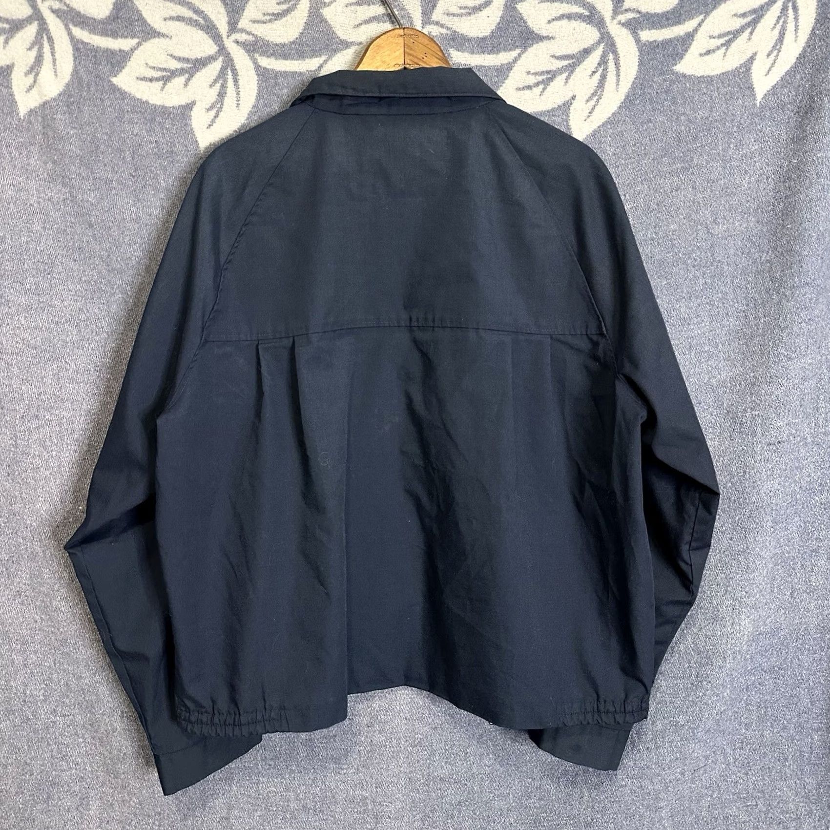 Vintage VINTAGE Campus Windbreaker Jacket Mens XL USA 80s Nylon Blue Logo Raglan Pocket Zip Mid-Length Size US XL / EU 56 / 4 - 6 Thumbnail