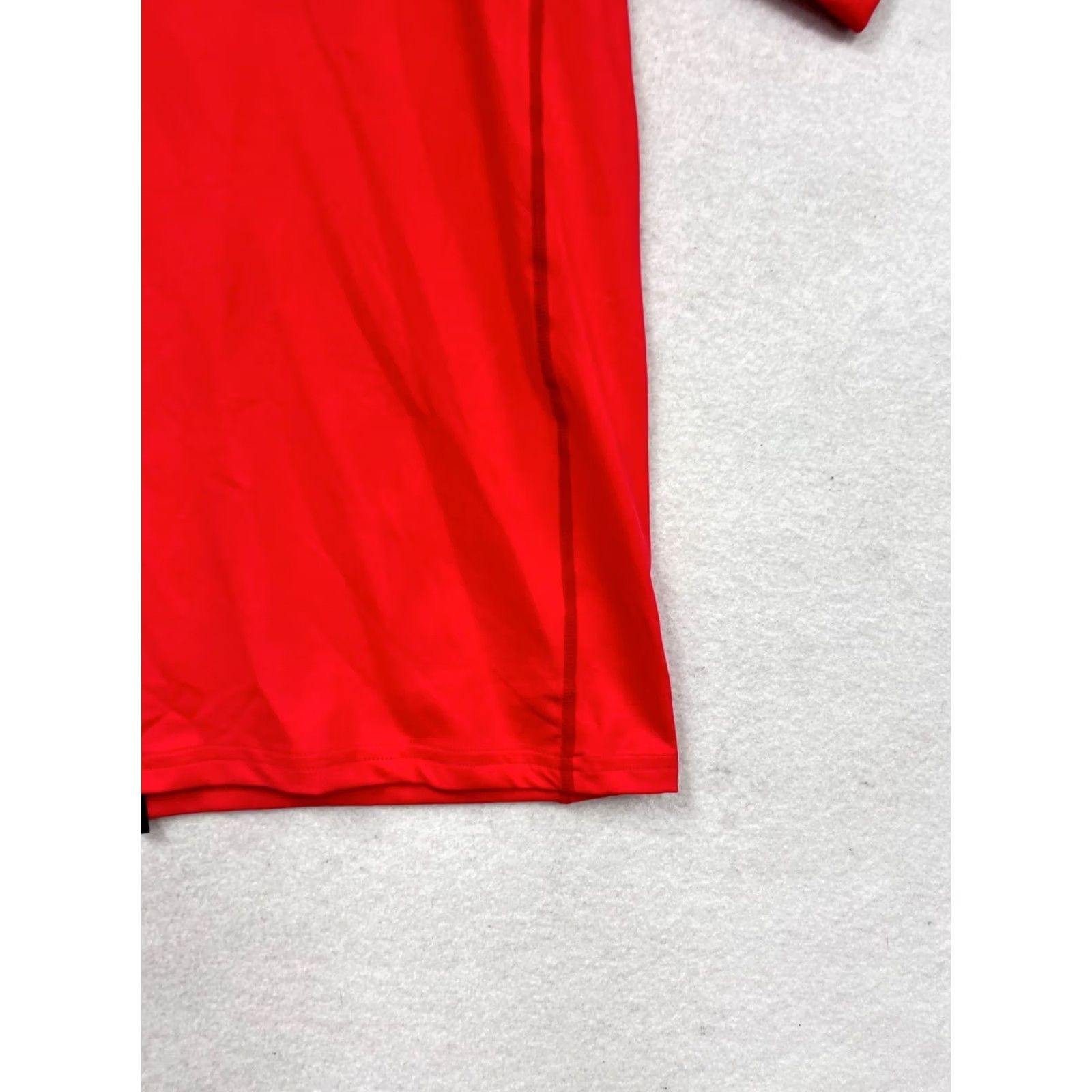 Vintage The Ritz-Carlton Turks & Caicos Red Shirt S Womens Regular Short Sleeve Logo Print Nylon Spandex Size S / US 4 / IT 40 - 4 Thumbnail