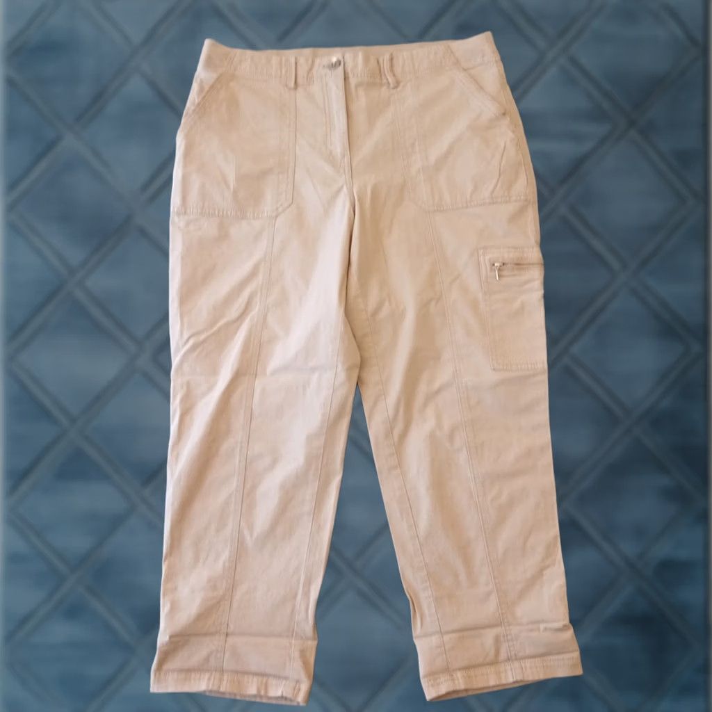 Vintage Chico's Cropped Pants Womens Size 8 Beige Roll Tab Leg 33x23 High Rise Size 30" / US 8 / IT 44 - 1 Thumbnail