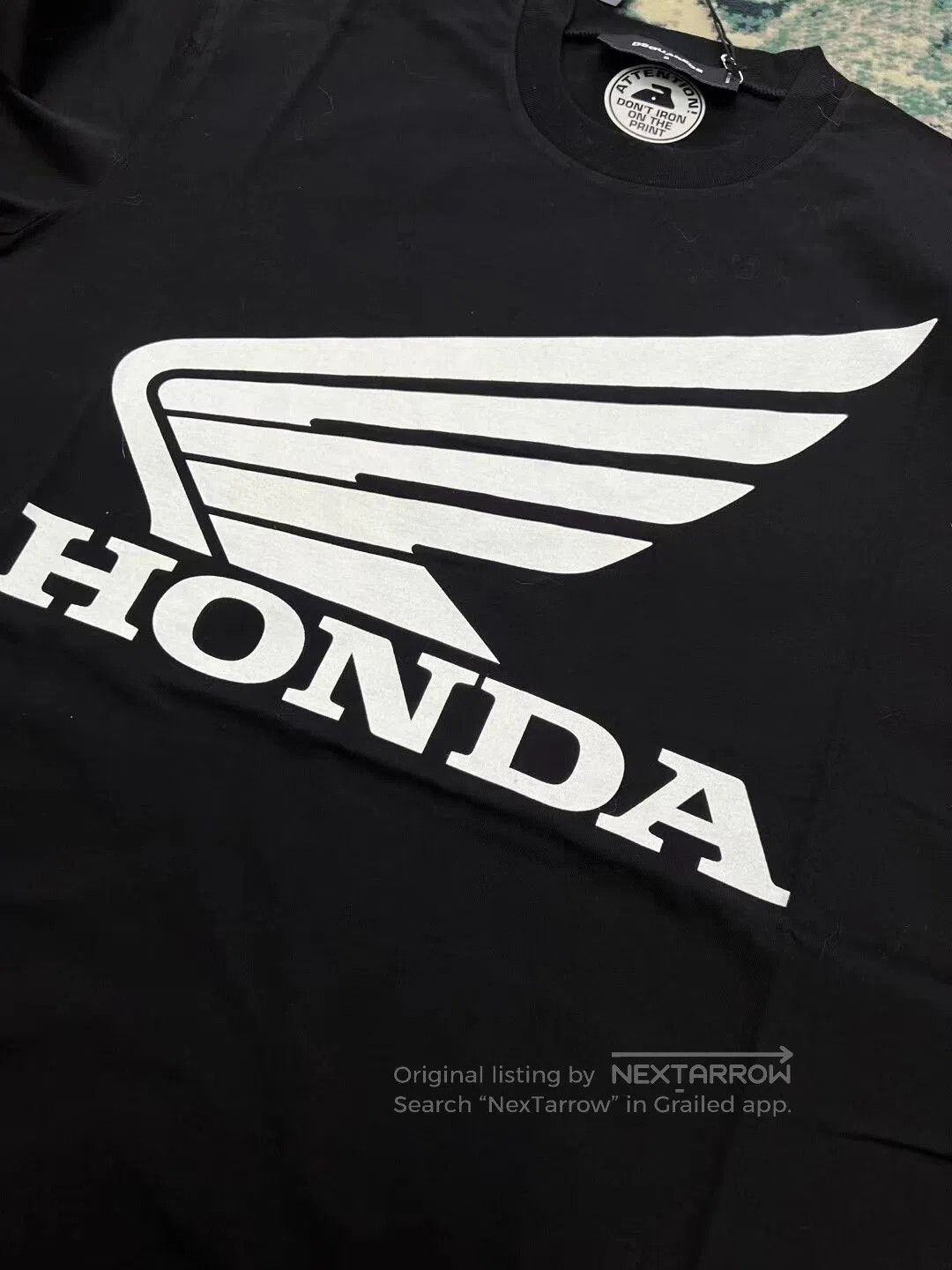 Dsquared2 Dsquared2 Black Graphic T-Shirt for Men. Size US M / EU 48-50 / 2 - 3 Thumbnail