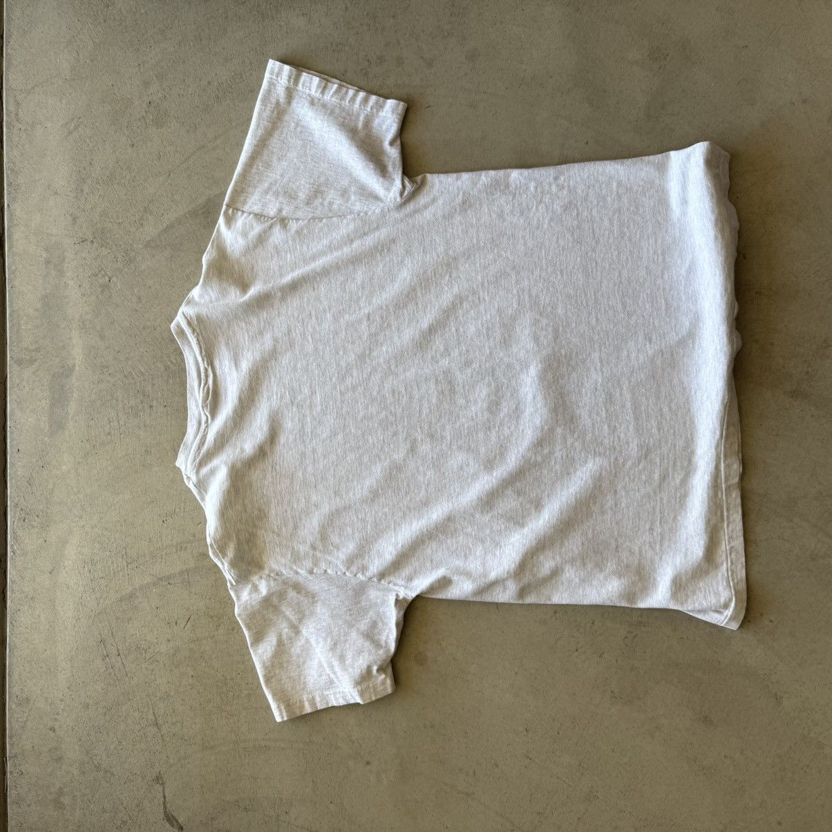Hanes sun burst thunder vintage tee Size US L / EU 52-54 / 3 - 3 Thumbnail
