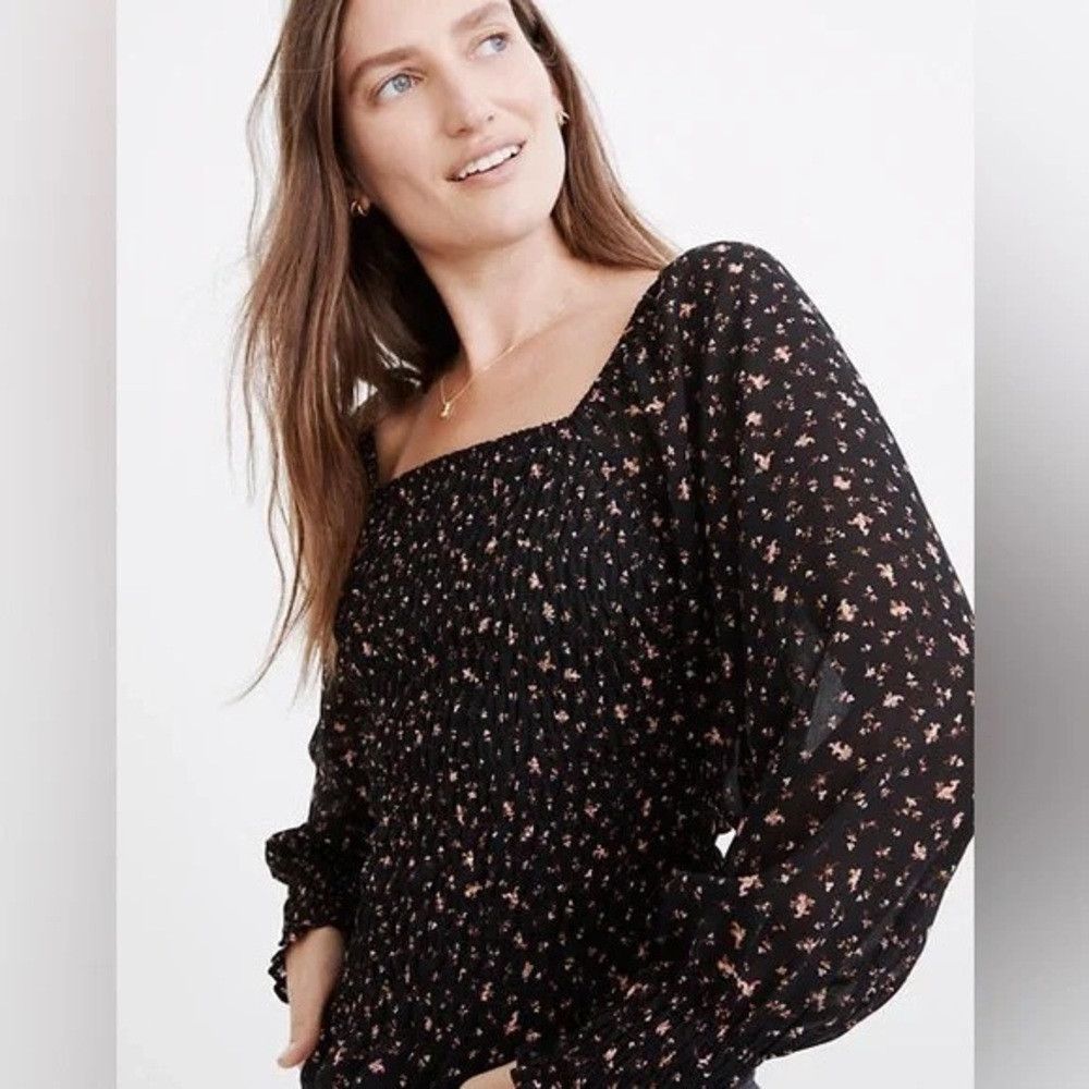 Madewell Madewell Georgette Lucie Bubble-Sleeve Smocked Top in Stem Size M / US 6-8 / IT 42-44 - 1 Thumbnail