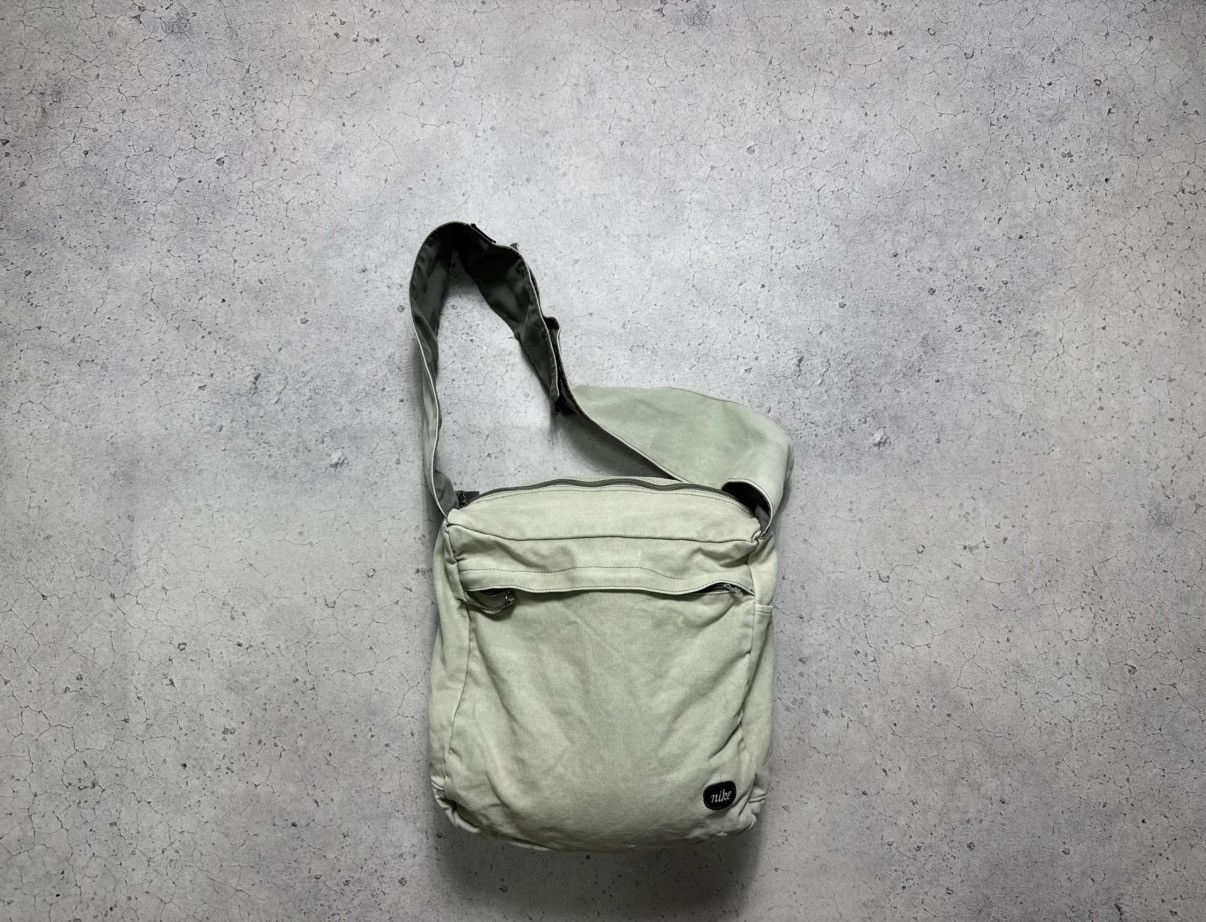 Nike × Realtree Nike Lab x Real Tree camo crossbody bag