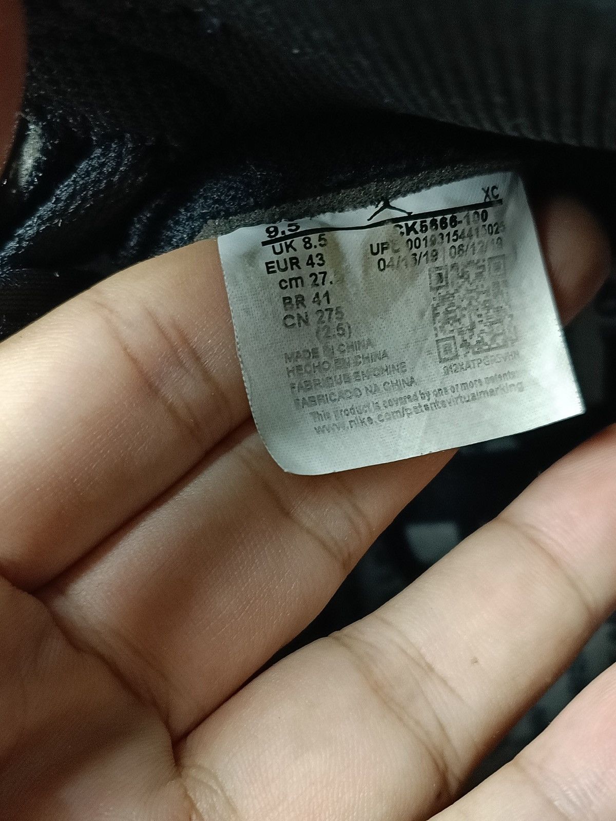 Nike 2019 Size UK 8.5 AJ1 Retro High OG Fearless Size US 9.5 / EU 42-43 - 11 Thumbnail