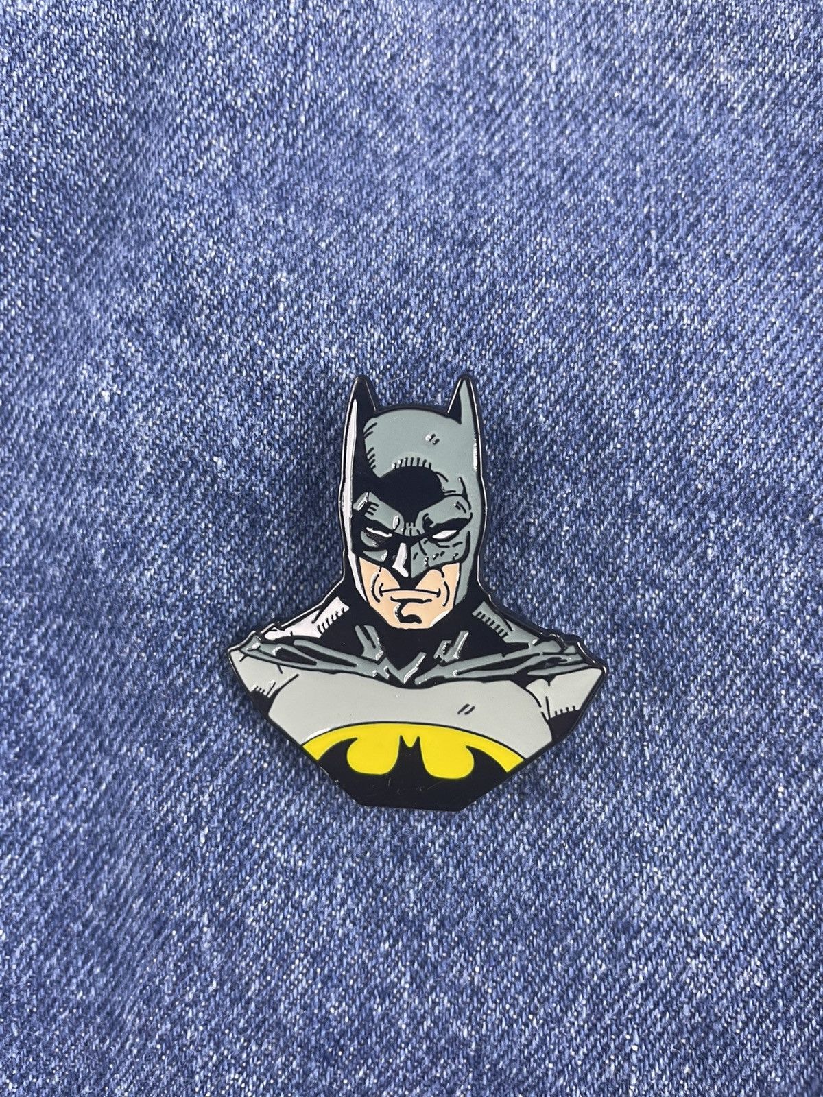 Other Batman Enamel Pin Size ONE SIZE - 1 Thumbnail